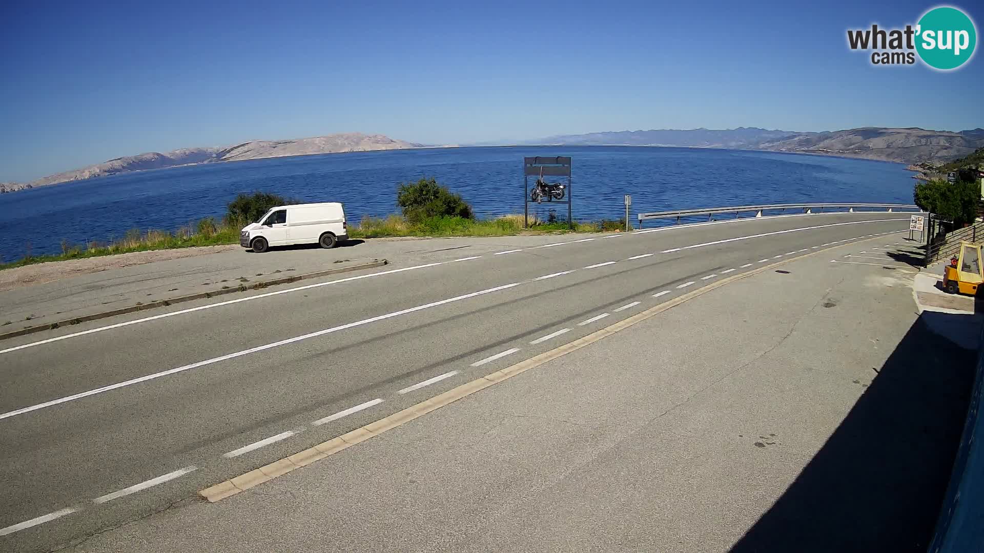 Webcam autopista adriática D8 cerca de SENJ – vista de la isla de KRK