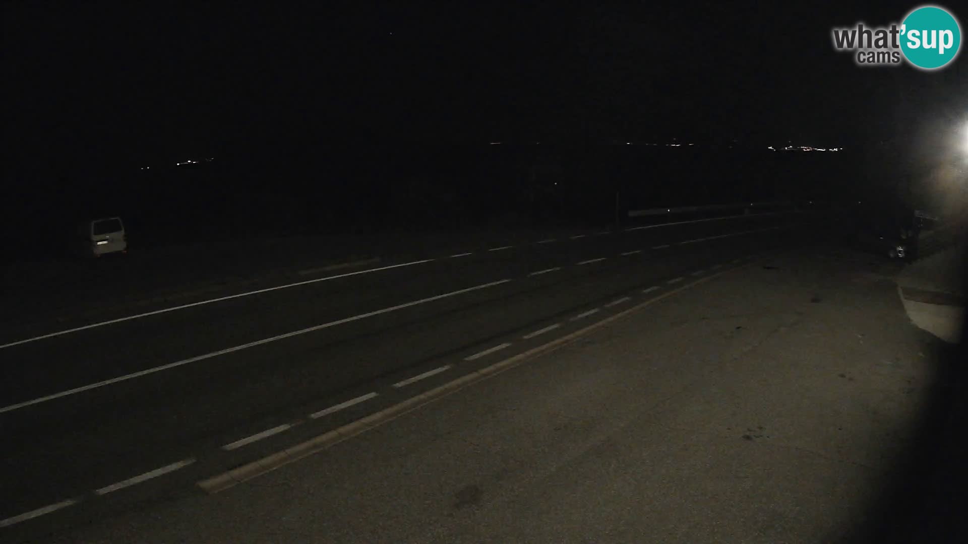 Webcam autopista adriática D8 cerca de SENJ – vista de la isla de KRK