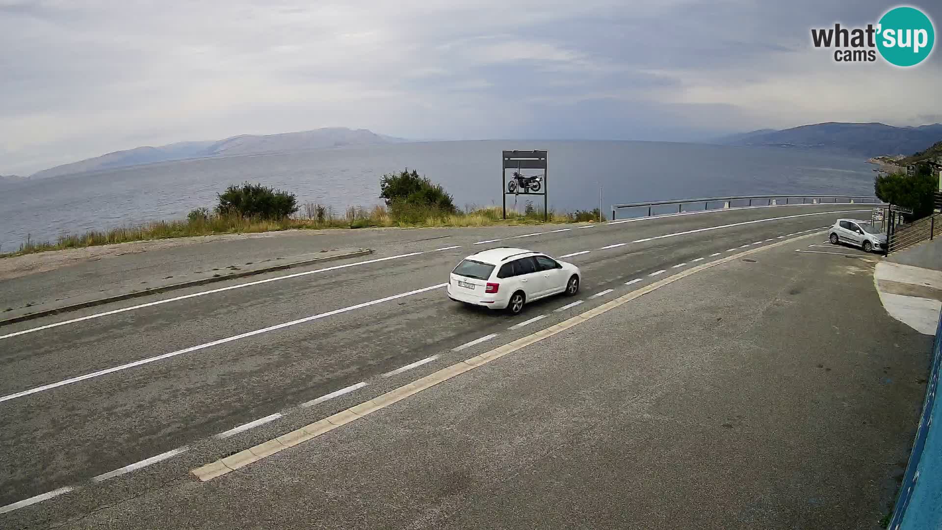Webcam autoroute Adriatique D8 près de SENJ – vue sur l’île de KRK