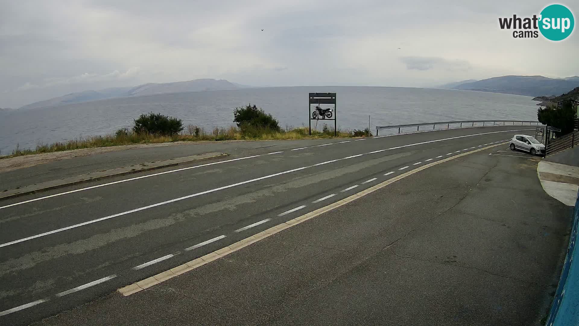 Webcam autopista adriática D8 cerca de SENJ – vista de la isla de KRK