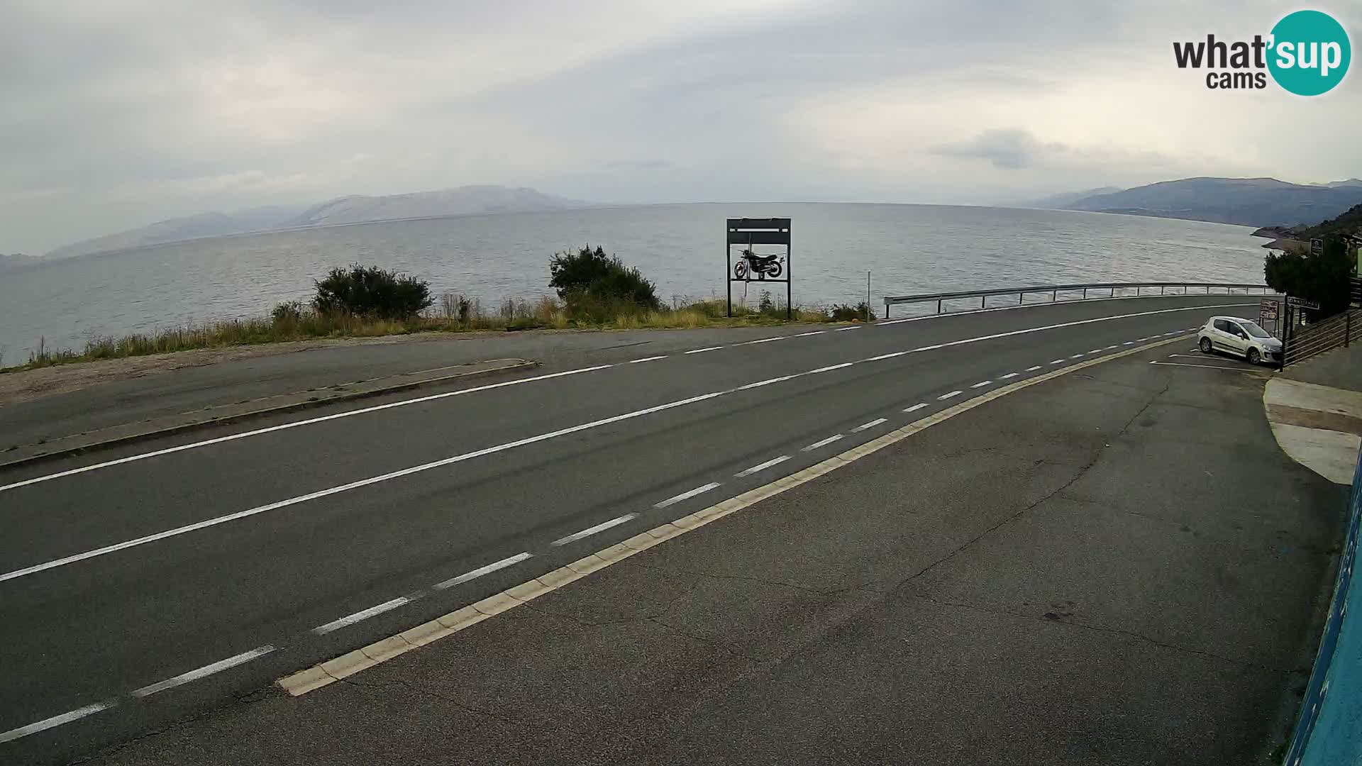 Webcam autopista adriática D8 cerca de SENJ – vista de la isla de KRK