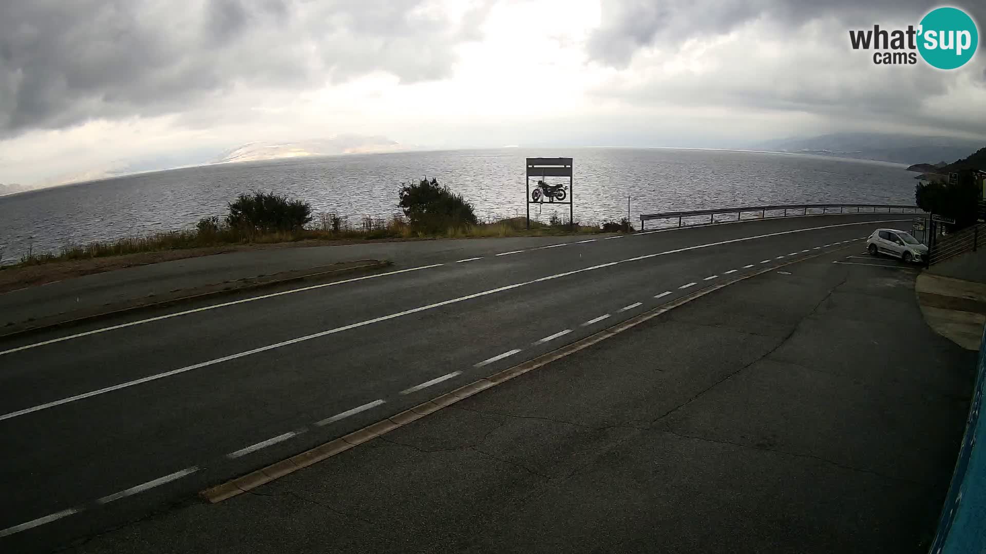 Webcam Adria-Autobahn D8 bei SENJ – Blick auf die Insel KRK