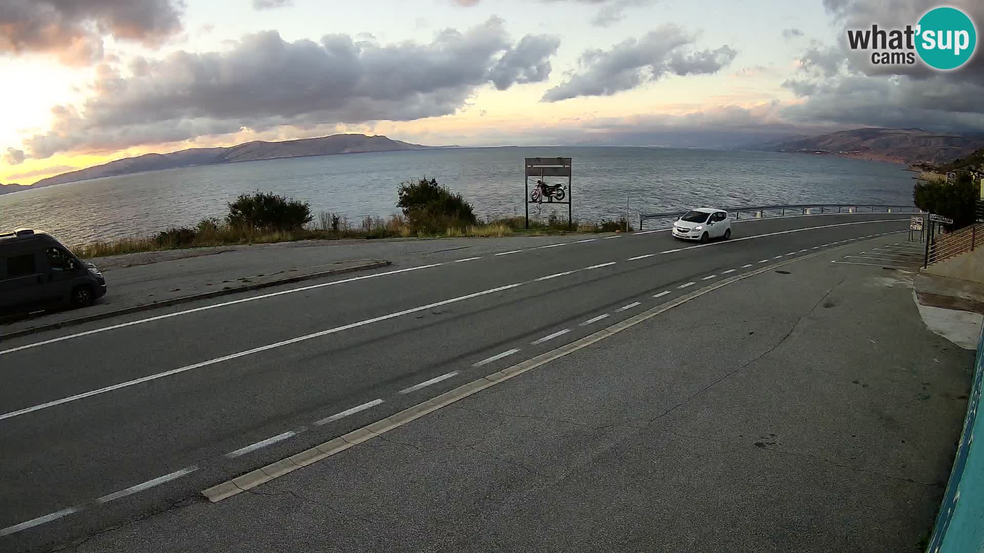 Webcam Adria-Autobahn D8 bei SENJ – Blick auf die Insel KRK