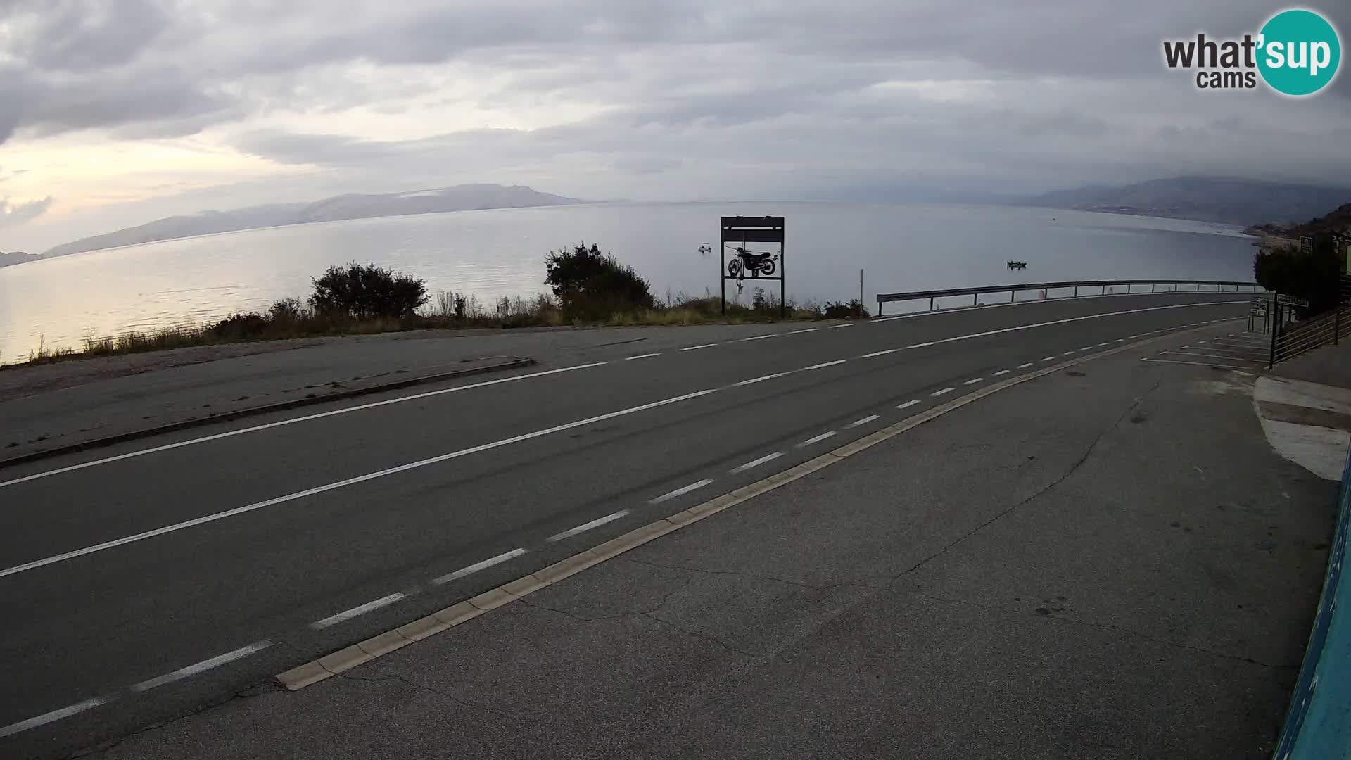 Webcam autoroute Adriatique D8 près de SENJ – vue sur l’île de KRK