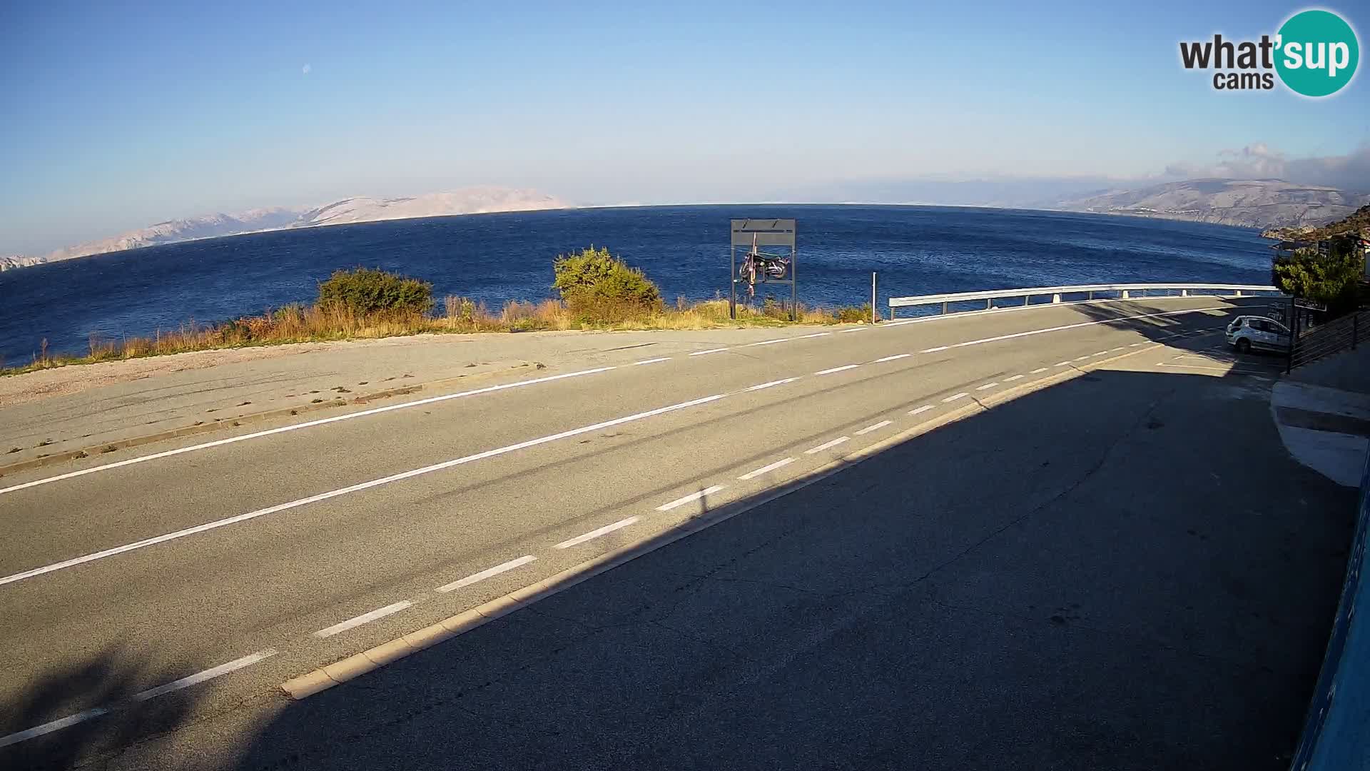 Webcam autopista adriática D8 cerca de SENJ – vista de la isla de KRK