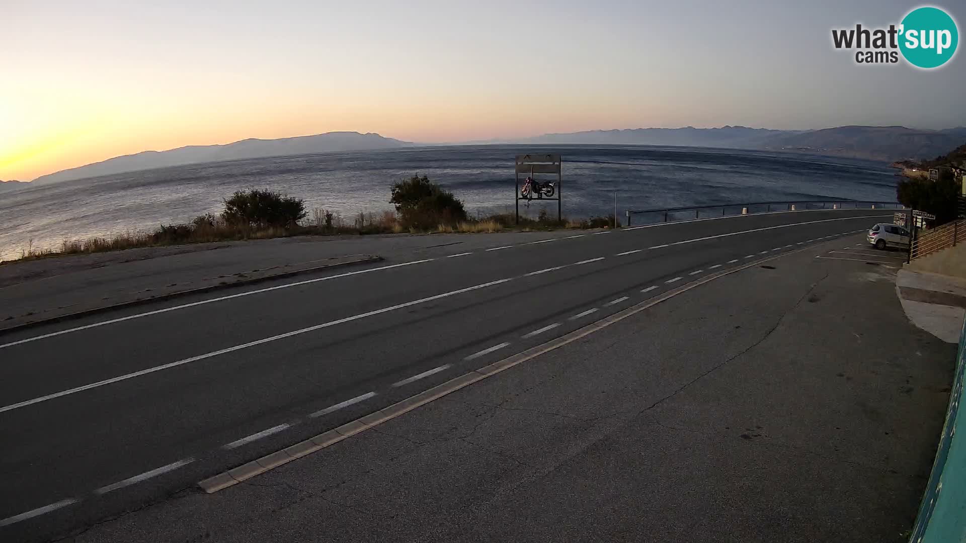 Webcam Adria-Autobahn D8 bei SENJ – Blick auf die Insel KRK