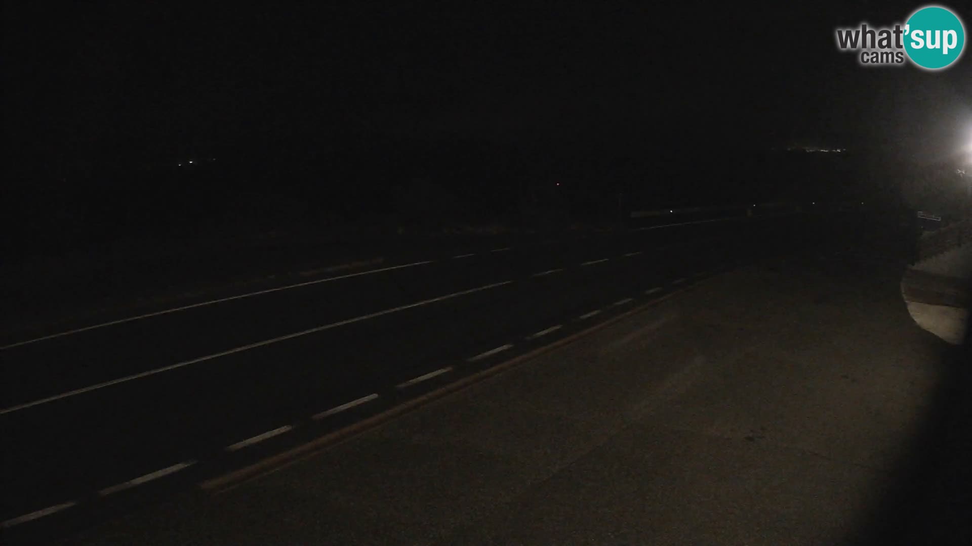 Webcam autopista adriática D8 cerca de SENJ – vista de la isla de KRK