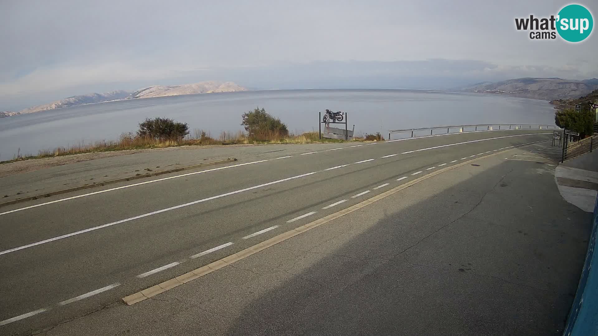 Webcam autopista adriática D8 cerca de SENJ – vista de la isla de KRK