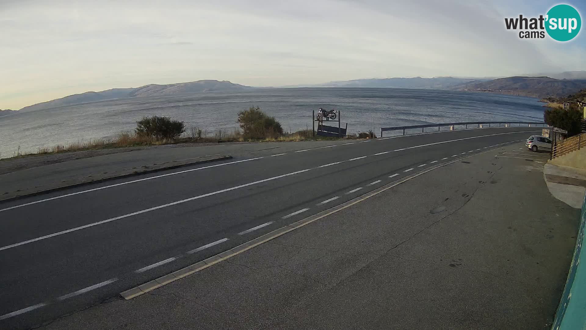 Web kamera Jadranska Magistrala kod SENJa – pogled na KRK