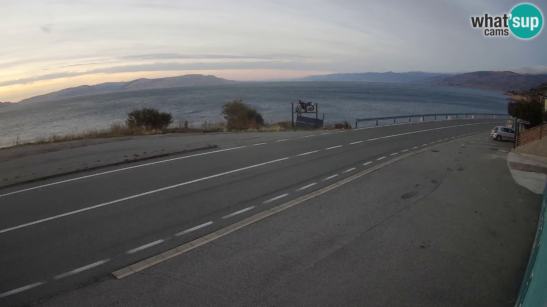 Webcam autopista adriática D8 cerca de SENJ – vista de la isla de KRK