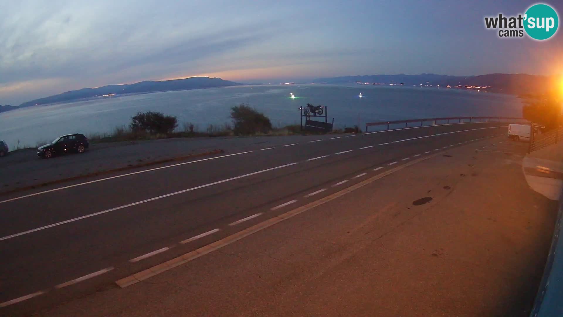 Webcam Adria-Autobahn D8 bei SENJ – Blick auf die Insel KRK
