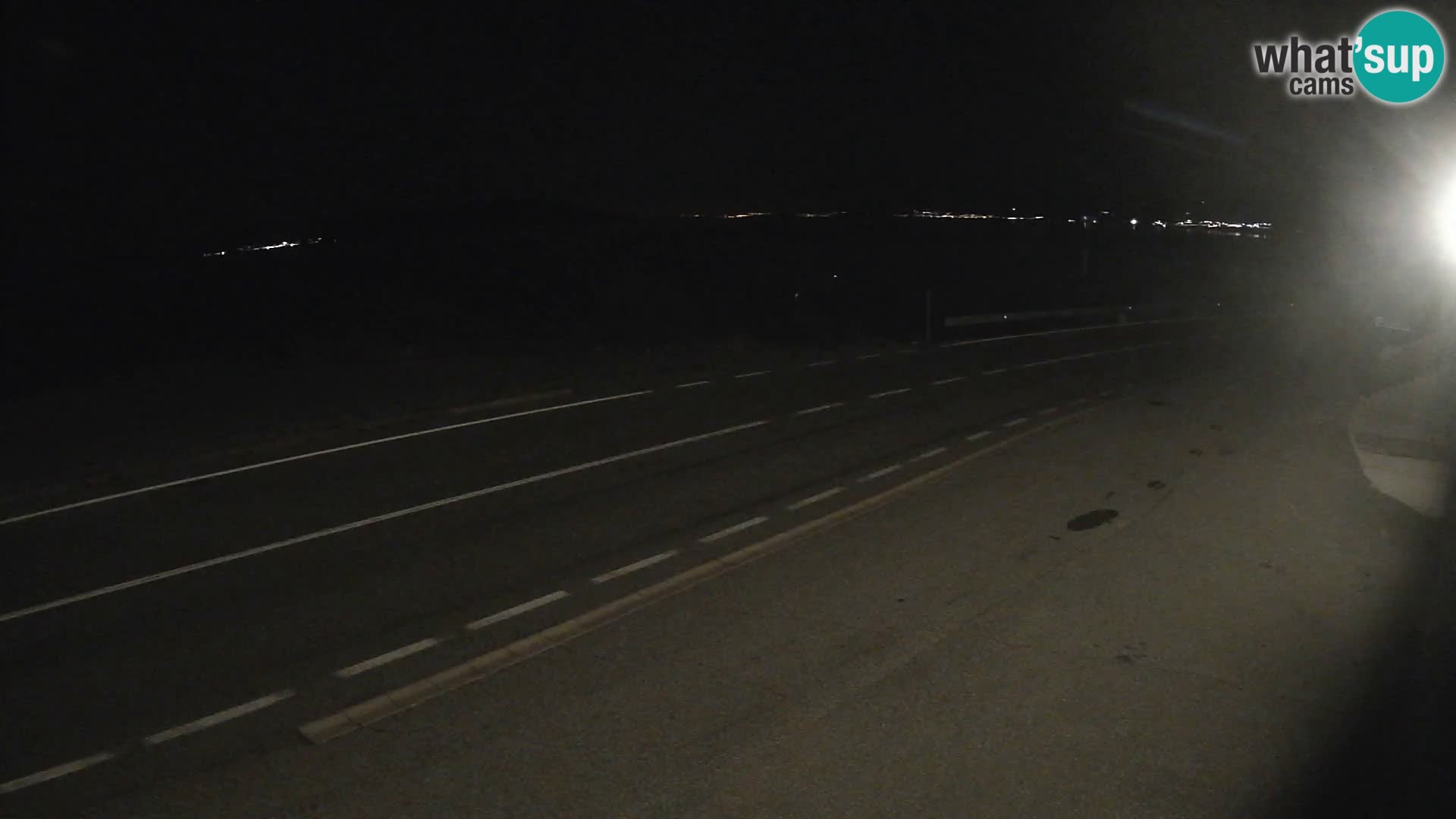 Webcam autopista adriática D8 cerca de SENJ – vista de la isla de KRK