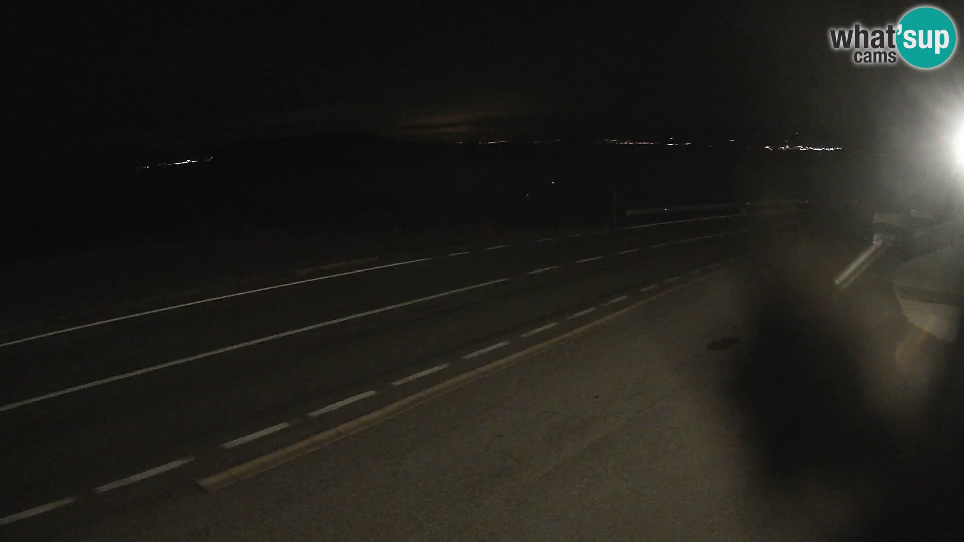 Web kamera Jadranska Magistrala kod SENJa – pogled na KRK