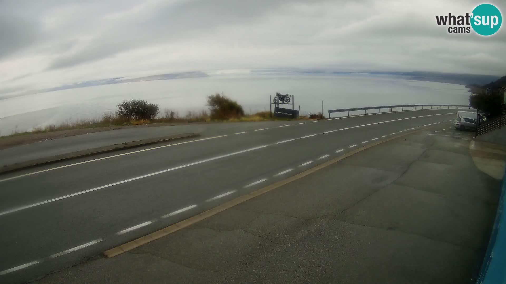 Webcam autopista adriática D8 cerca de SENJ – vista de la isla de KRK