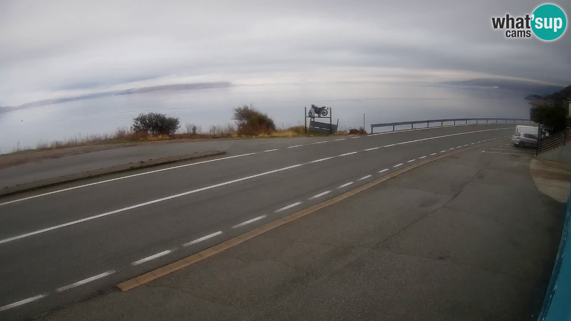 Webcam autopista adriática D8 cerca de SENJ – vista de la isla de KRK