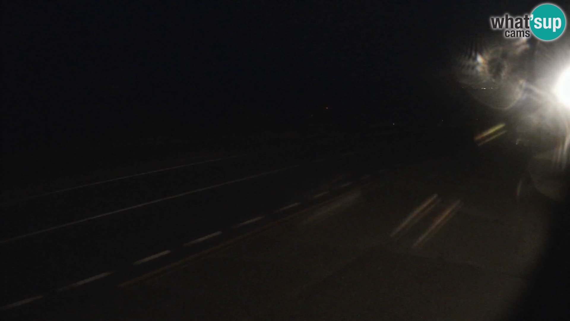 Webcam Adria-Autobahn D8 bei SENJ – Blick auf die Insel KRK