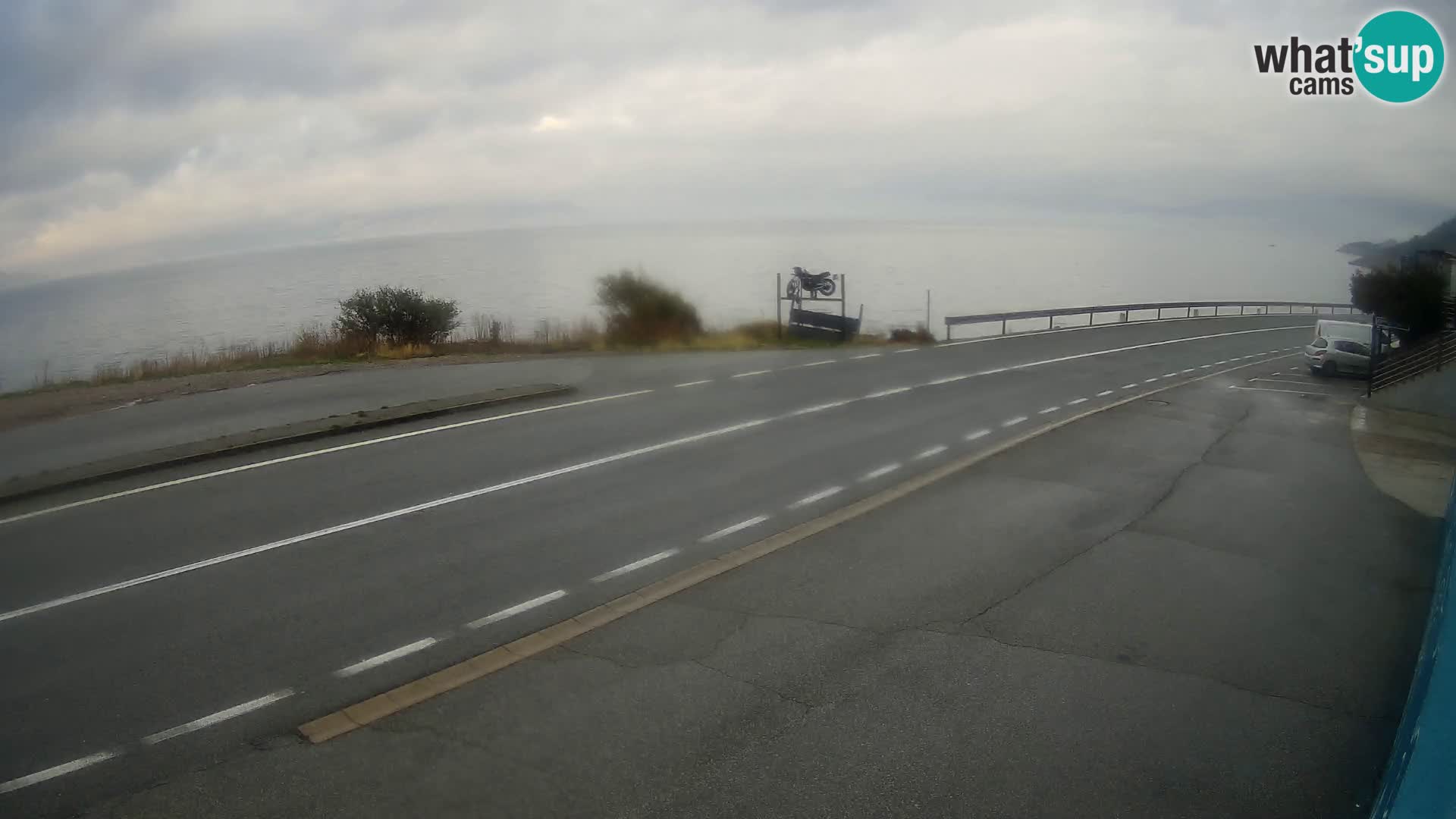 Webcam autoroute Adriatique D8 près de SENJ – vue sur l’île de KRK