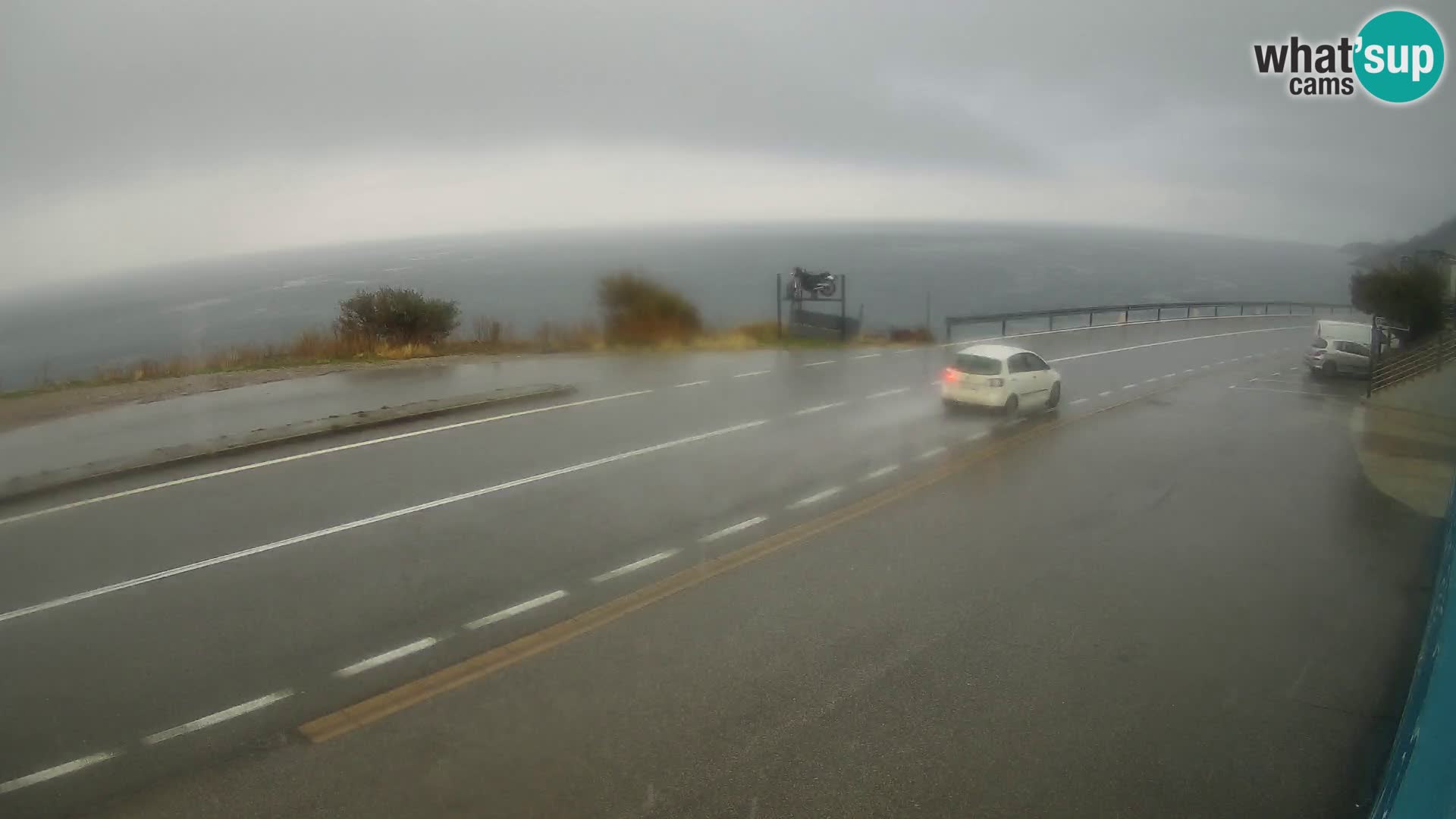Webcam Adria-Autobahn D8 bei SENJ – Blick auf die Insel KRK