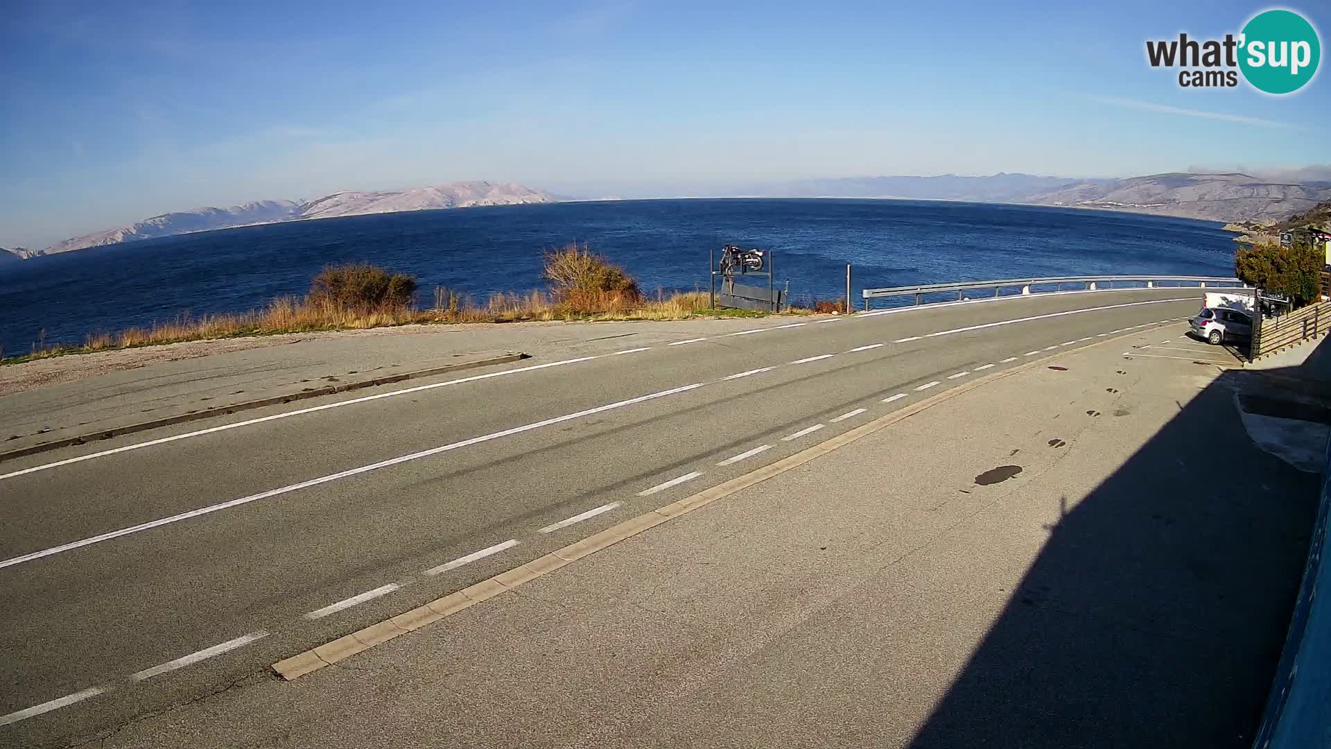 Webcam autopista adriática D8 cerca de SENJ – vista de la isla de KRK