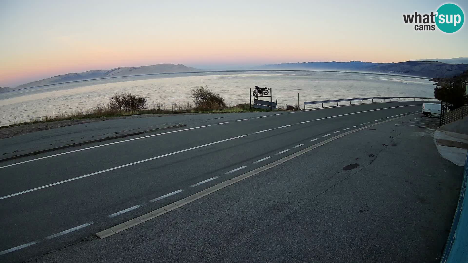 Web kamera Jadranska Magistrala kod SENJa – pogled na KRK