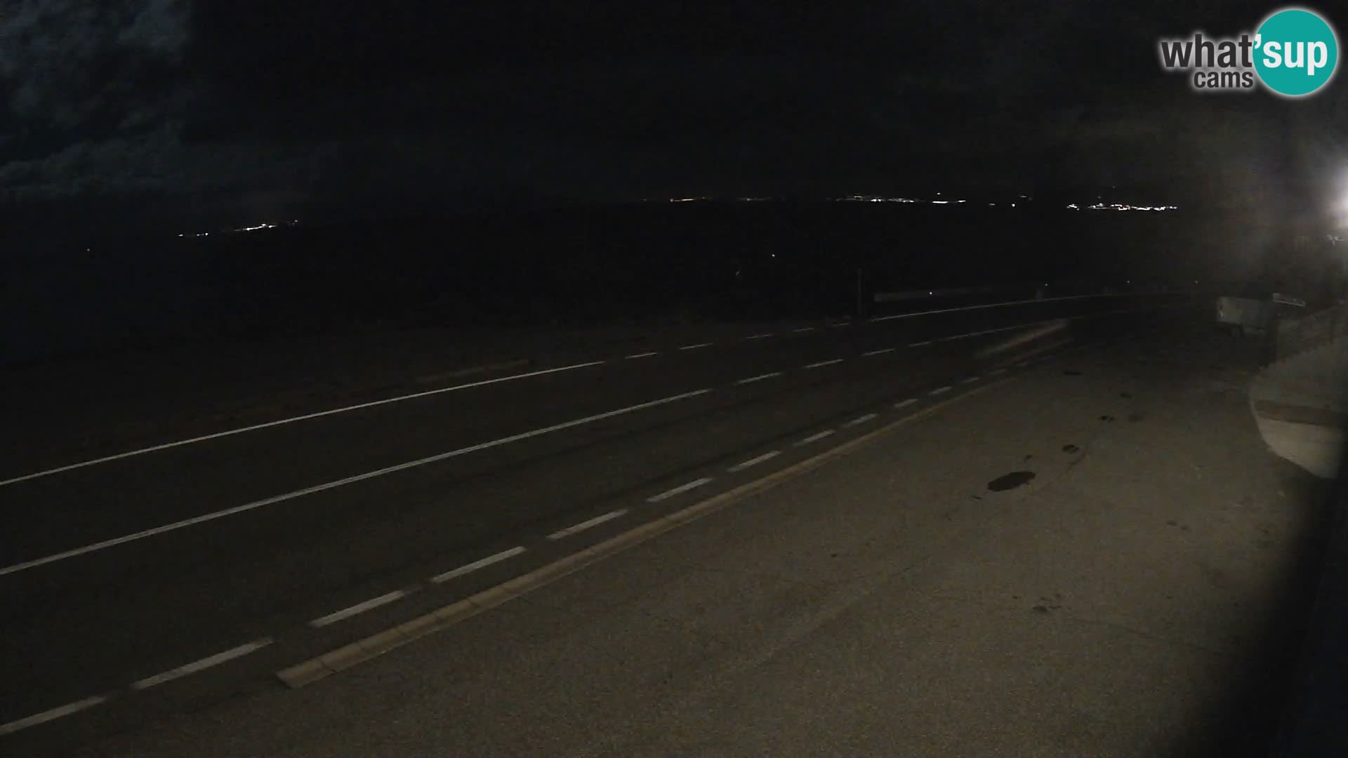 Webcam autopista adriática D8 cerca de SENJ – vista de la isla de KRK