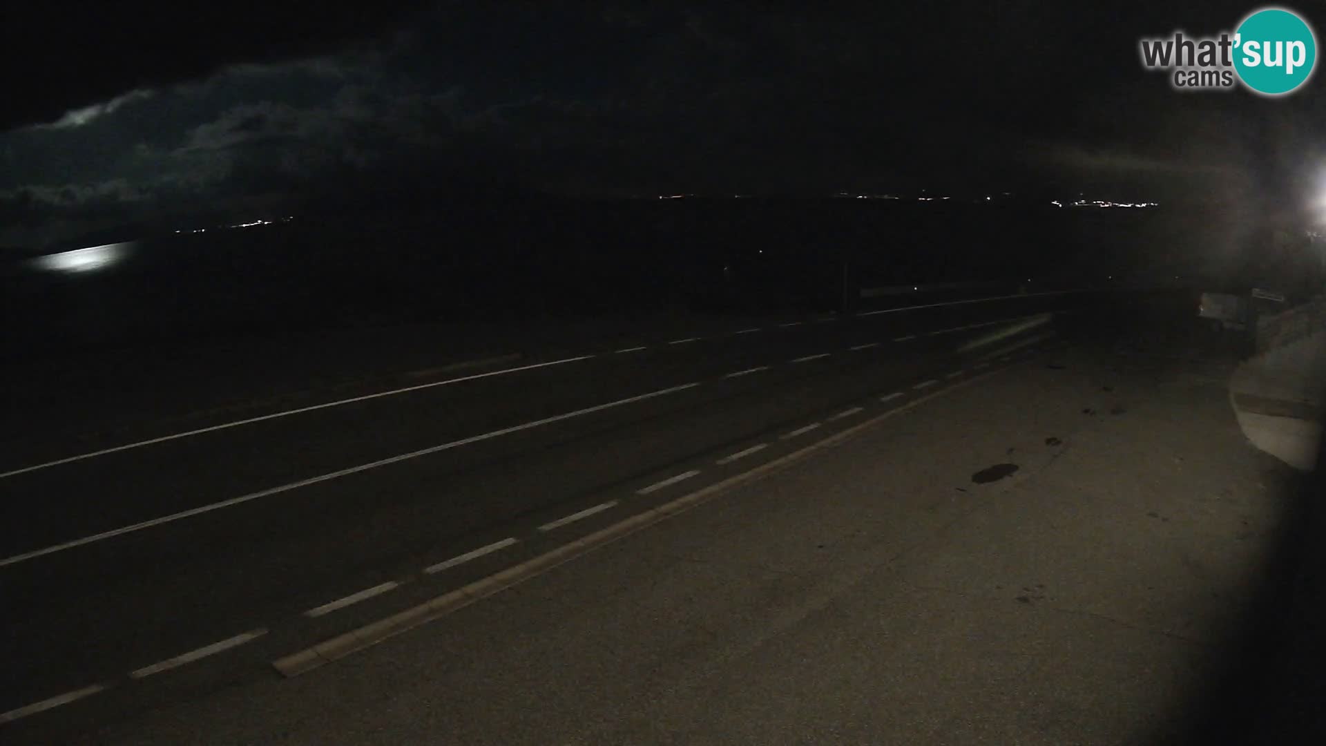 Webcam autopista adriática D8 cerca de SENJ – vista de la isla de KRK