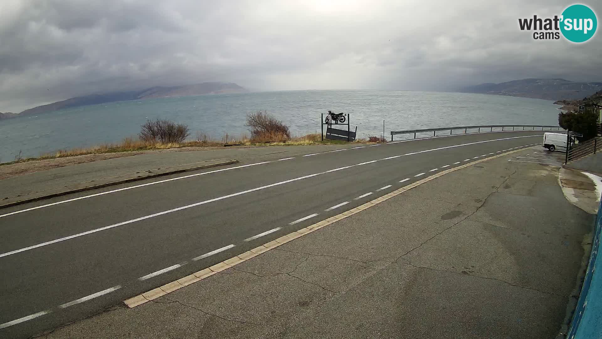 Webcam autopista adriática D8 cerca de SENJ – vista de la isla de KRK