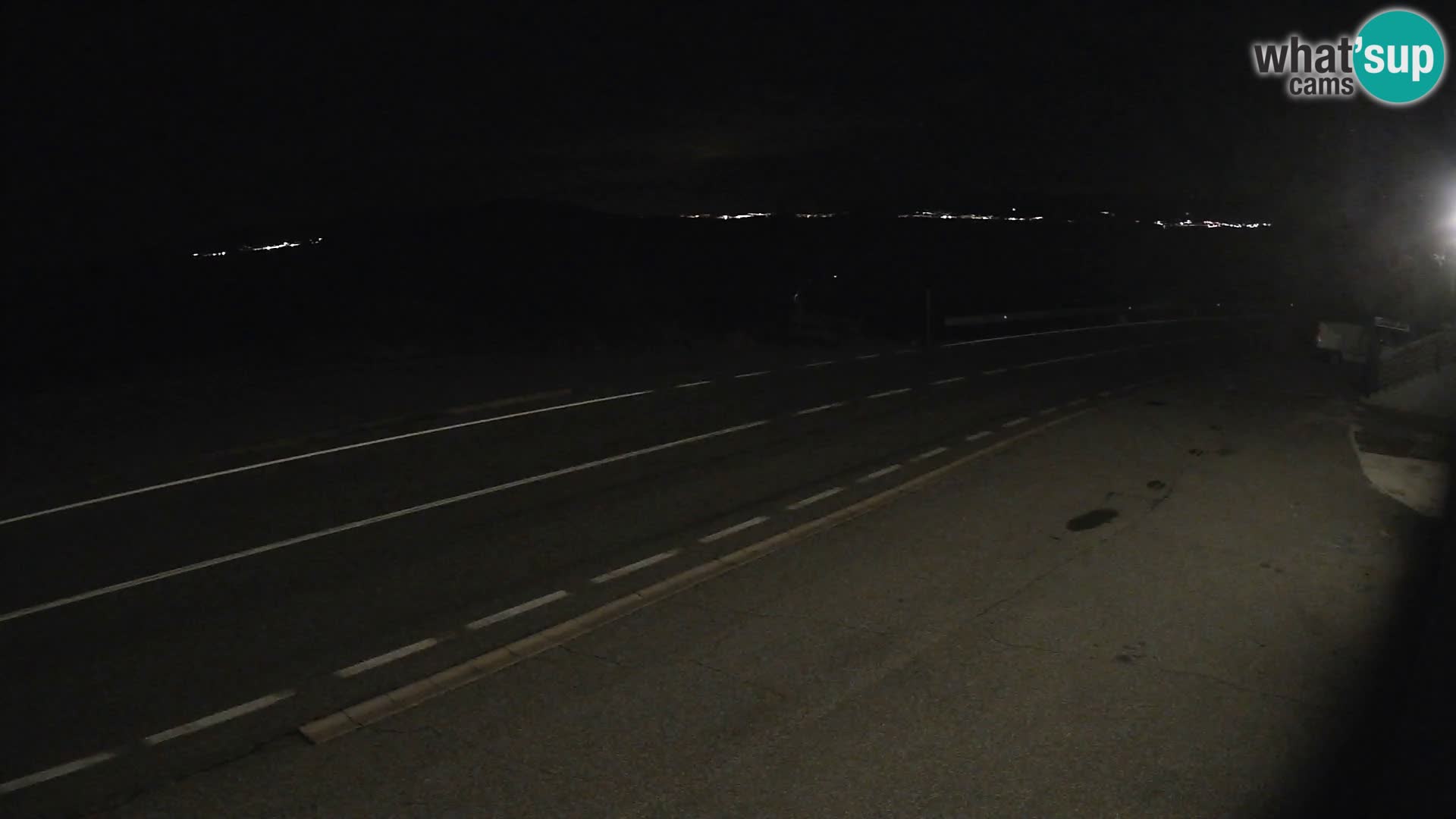 Webcam autopista adriática D8 cerca de SENJ – vista de la isla de KRK