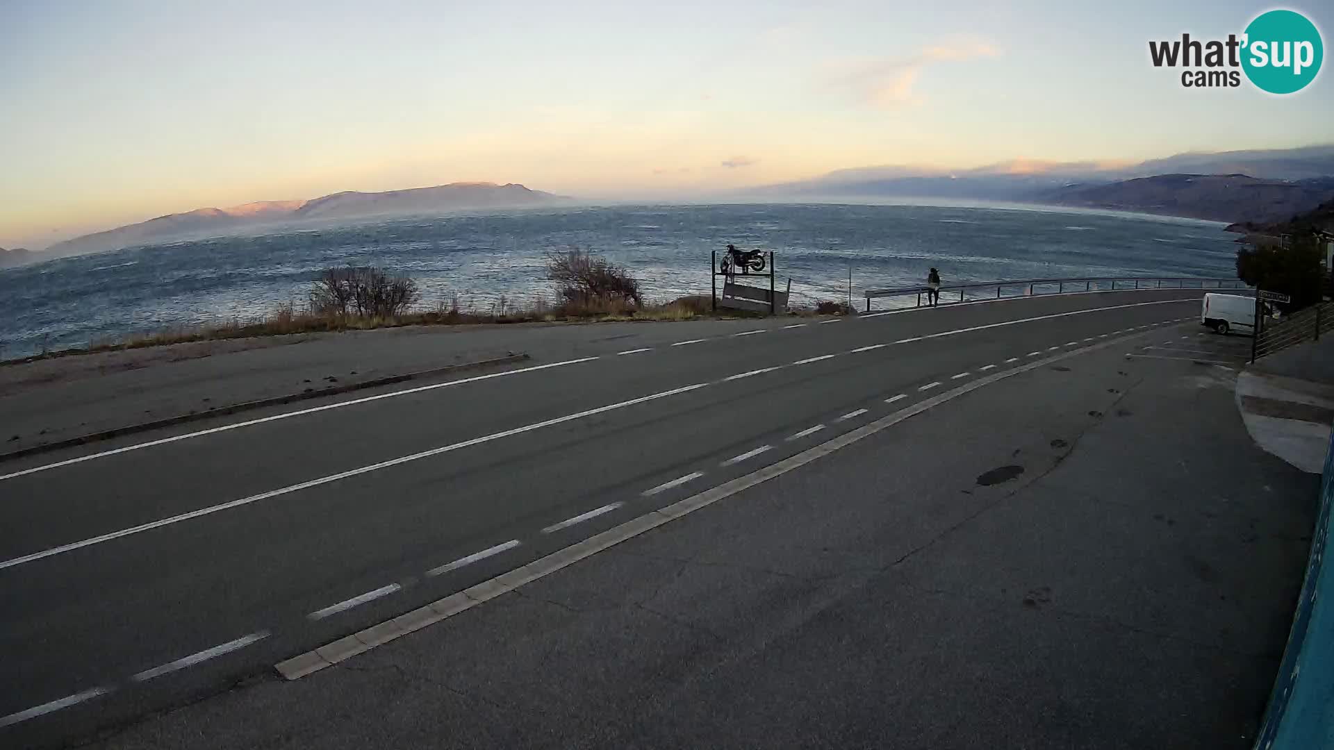 Webcam Adria-Autobahn D8 bei SENJ – Blick auf die Insel KRK