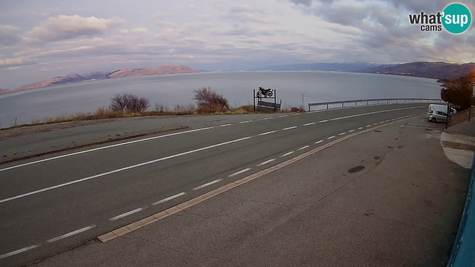 Webcam Adria-Autobahn D8 bei SENJ – Blick auf die Insel KRK