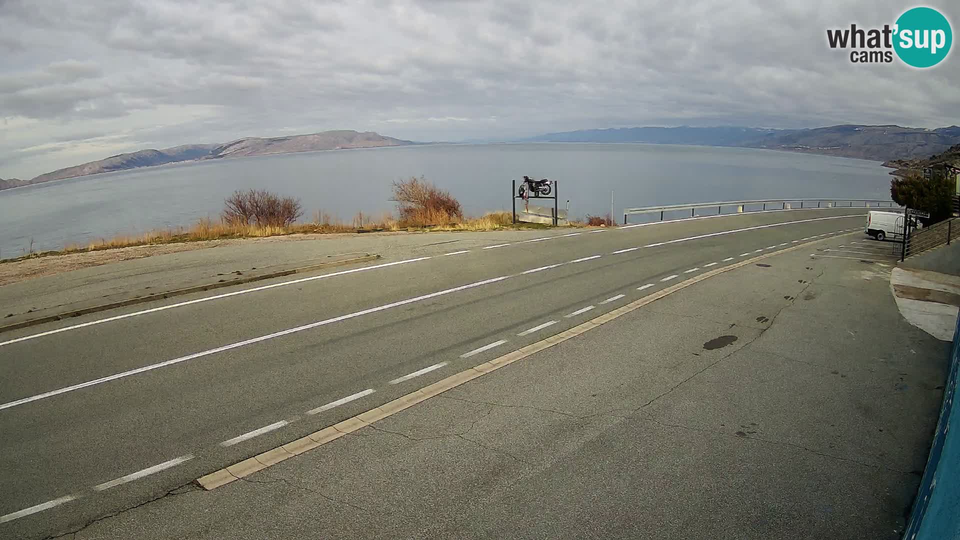 Webcam autopista adriática D8 cerca de SENJ – vista de la isla de KRK