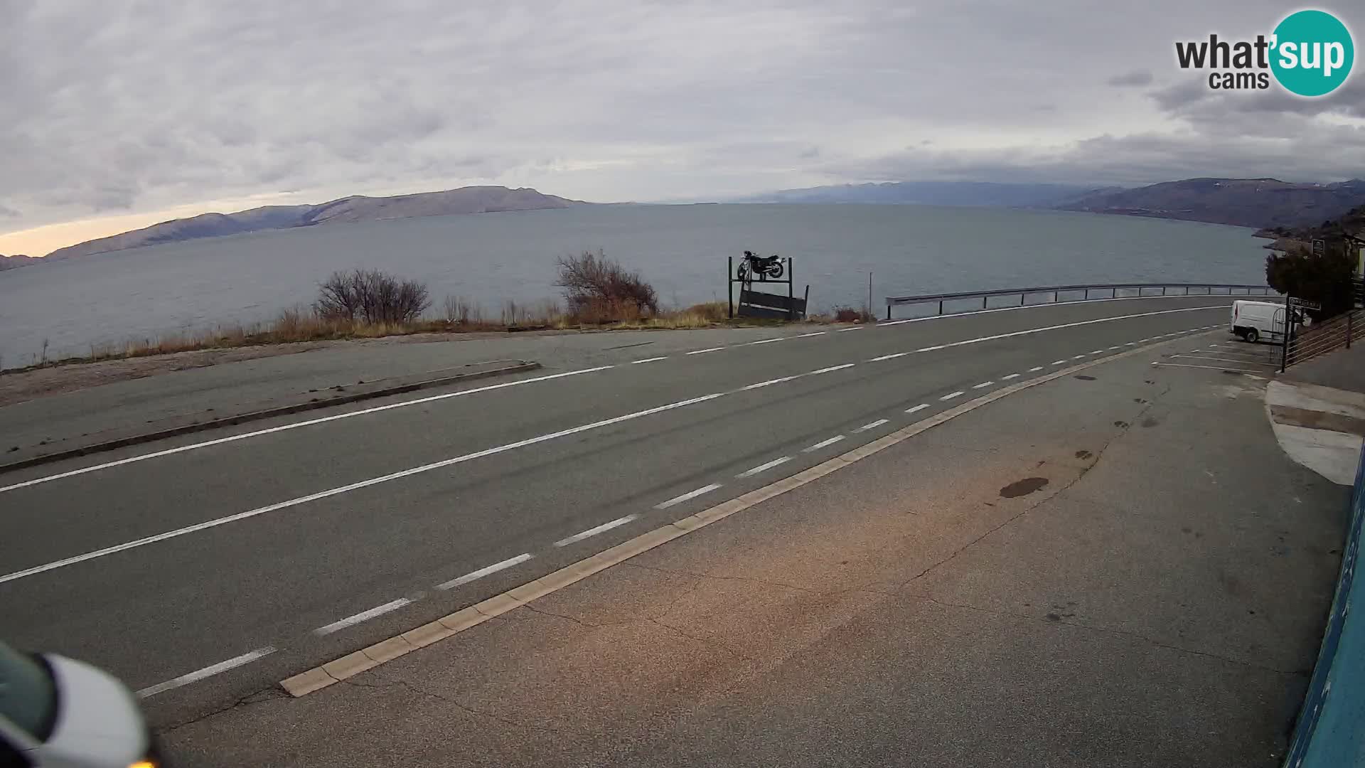 Webcam Adria-Autobahn D8 bei SENJ – Blick auf die Insel KRK