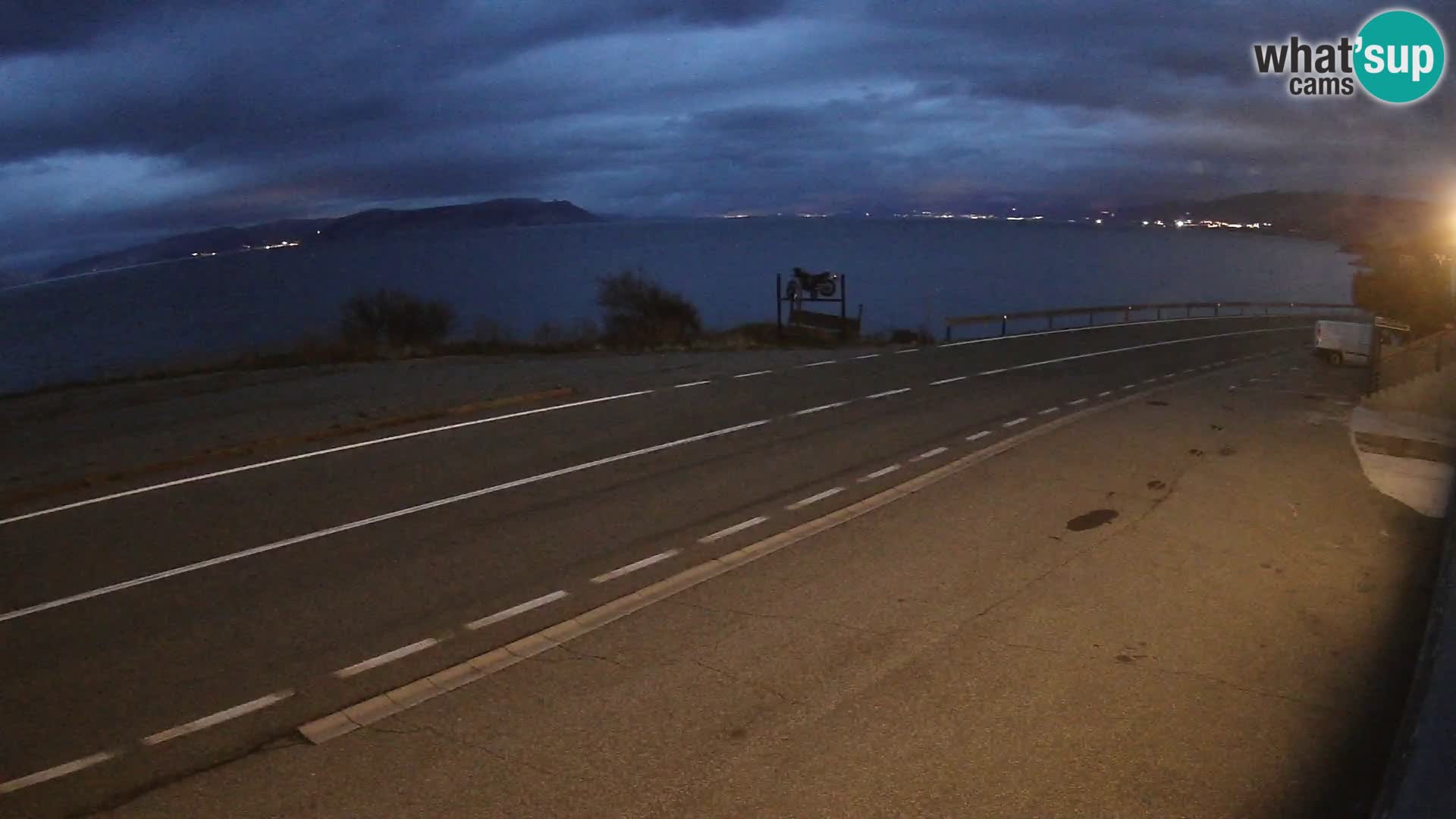 Webcam Adria-Autobahn D8 bei SENJ – Blick auf die Insel KRK
