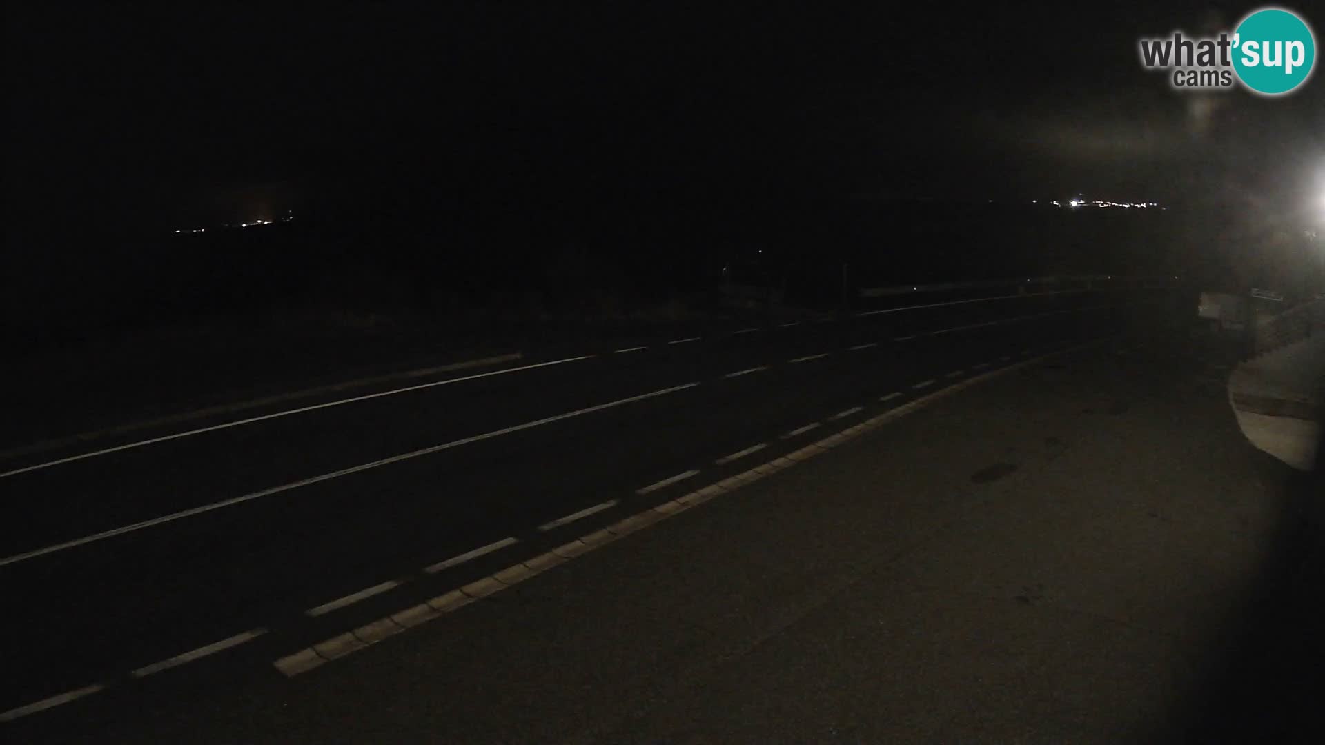 Webcam autopista adriática D8 cerca de SENJ – vista de la isla de KRK