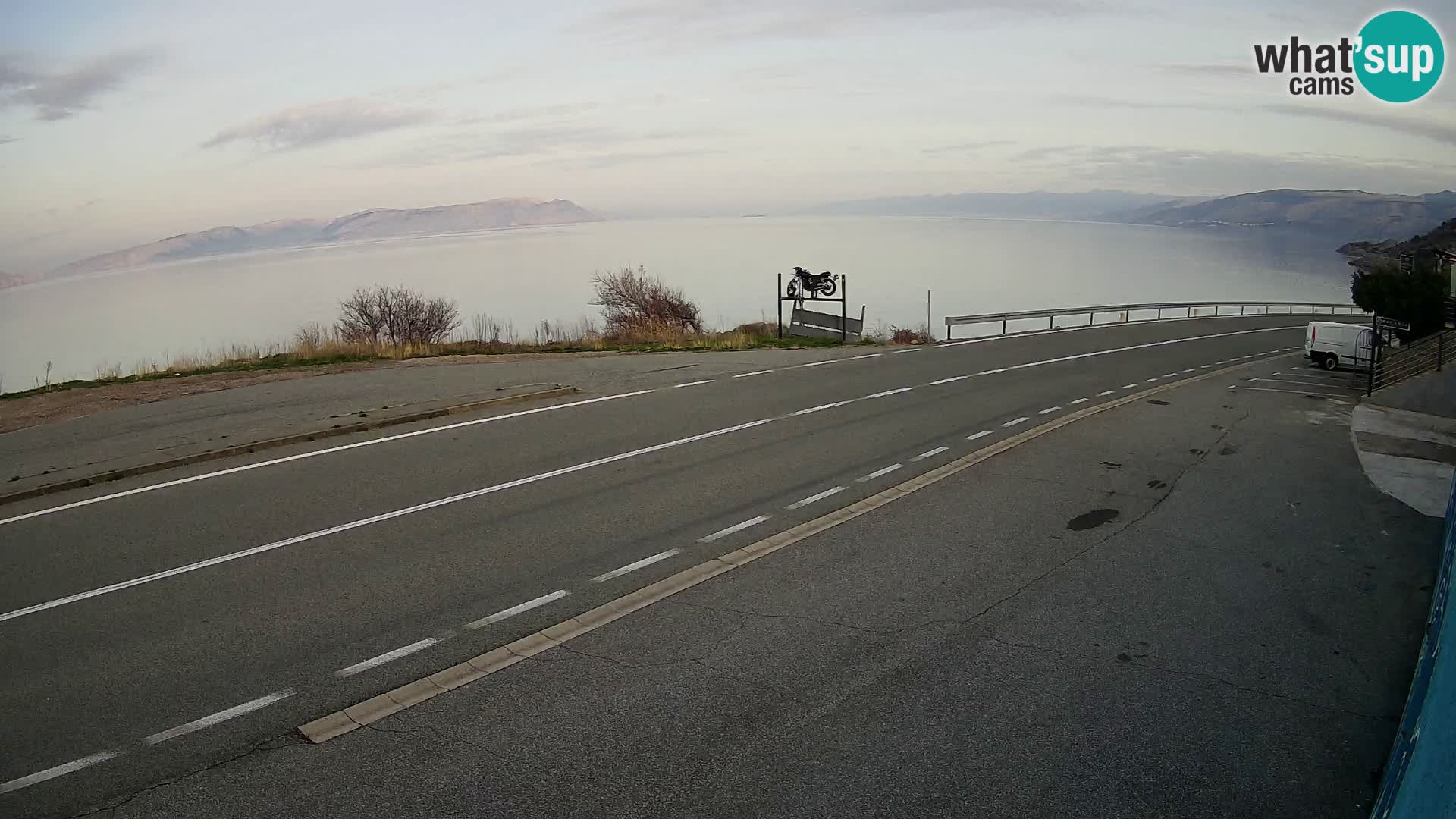 Webcam Adria-Autobahn D8 bei SENJ – Blick auf die Insel KRK