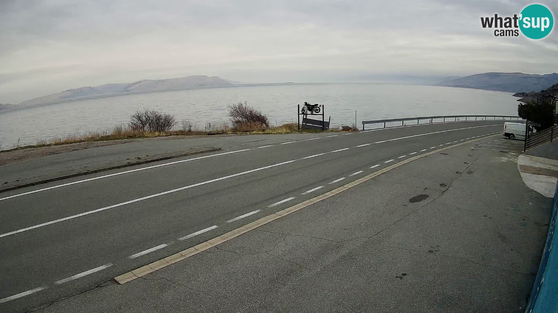 Webcam autopista adriática D8 cerca de SENJ – vista de la isla de KRK