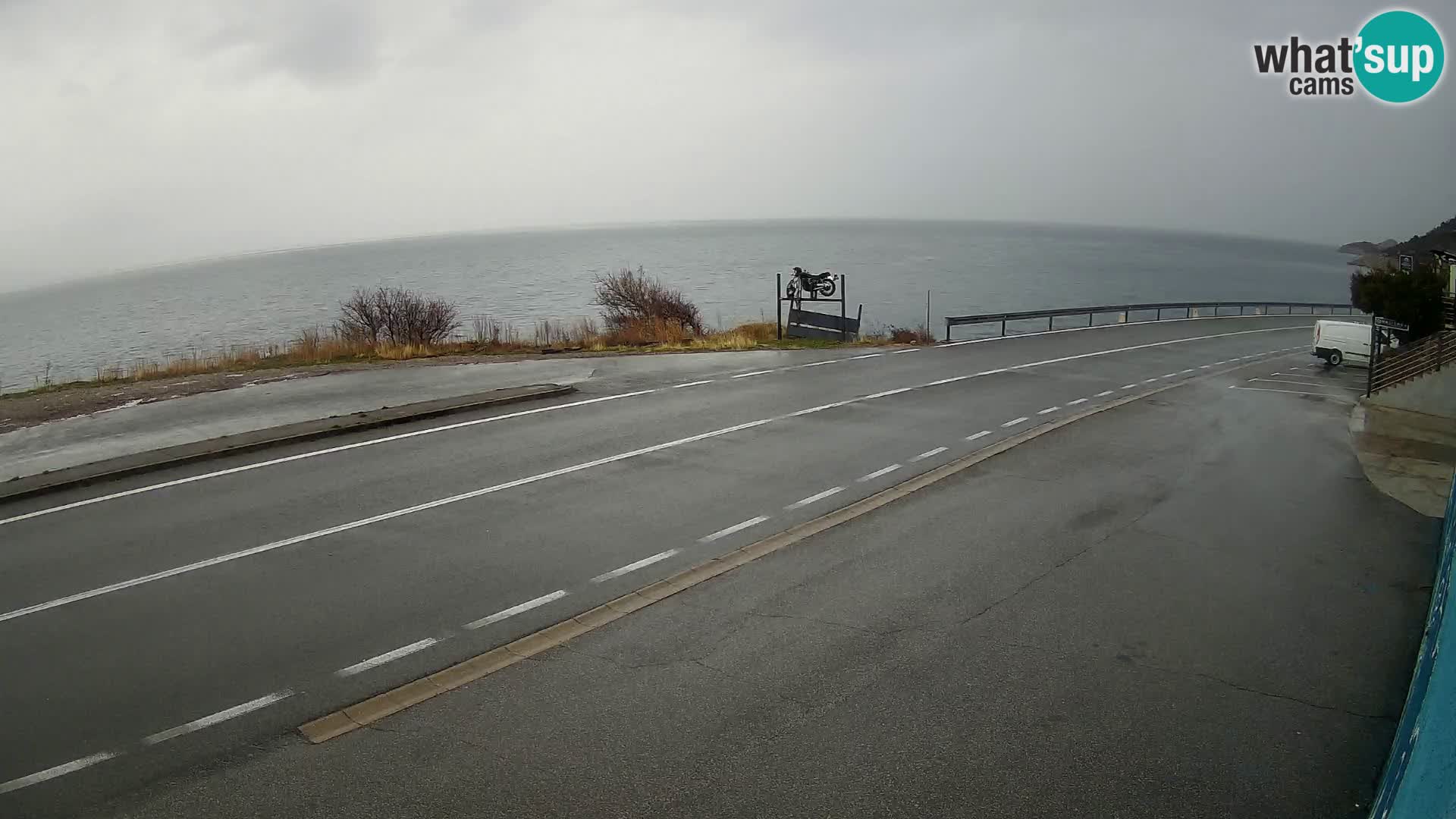 Webcam autoroute Adriatique D8 près de SENJ – vue sur l’île de KRK