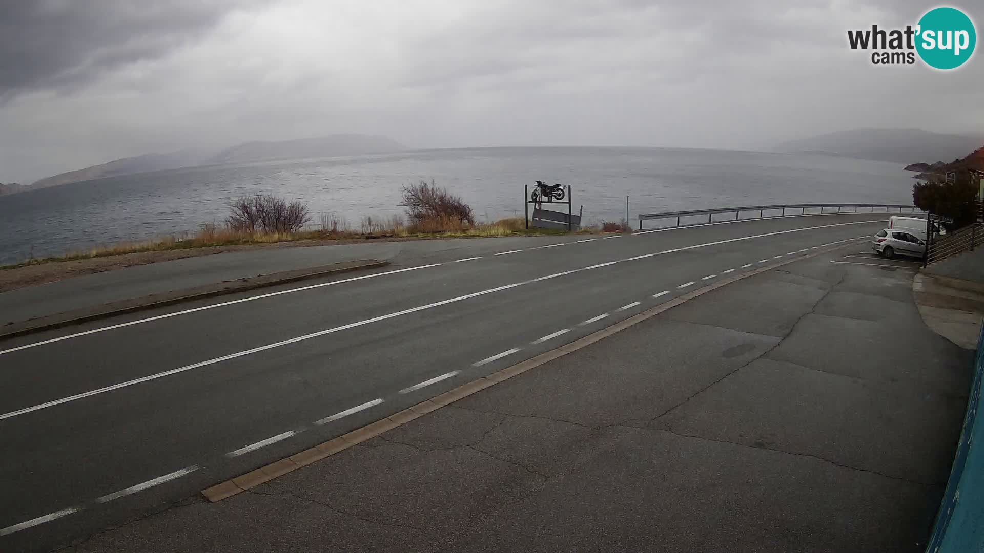 Webcam autopista adriática D8 cerca de SENJ – vista de la isla de KRK