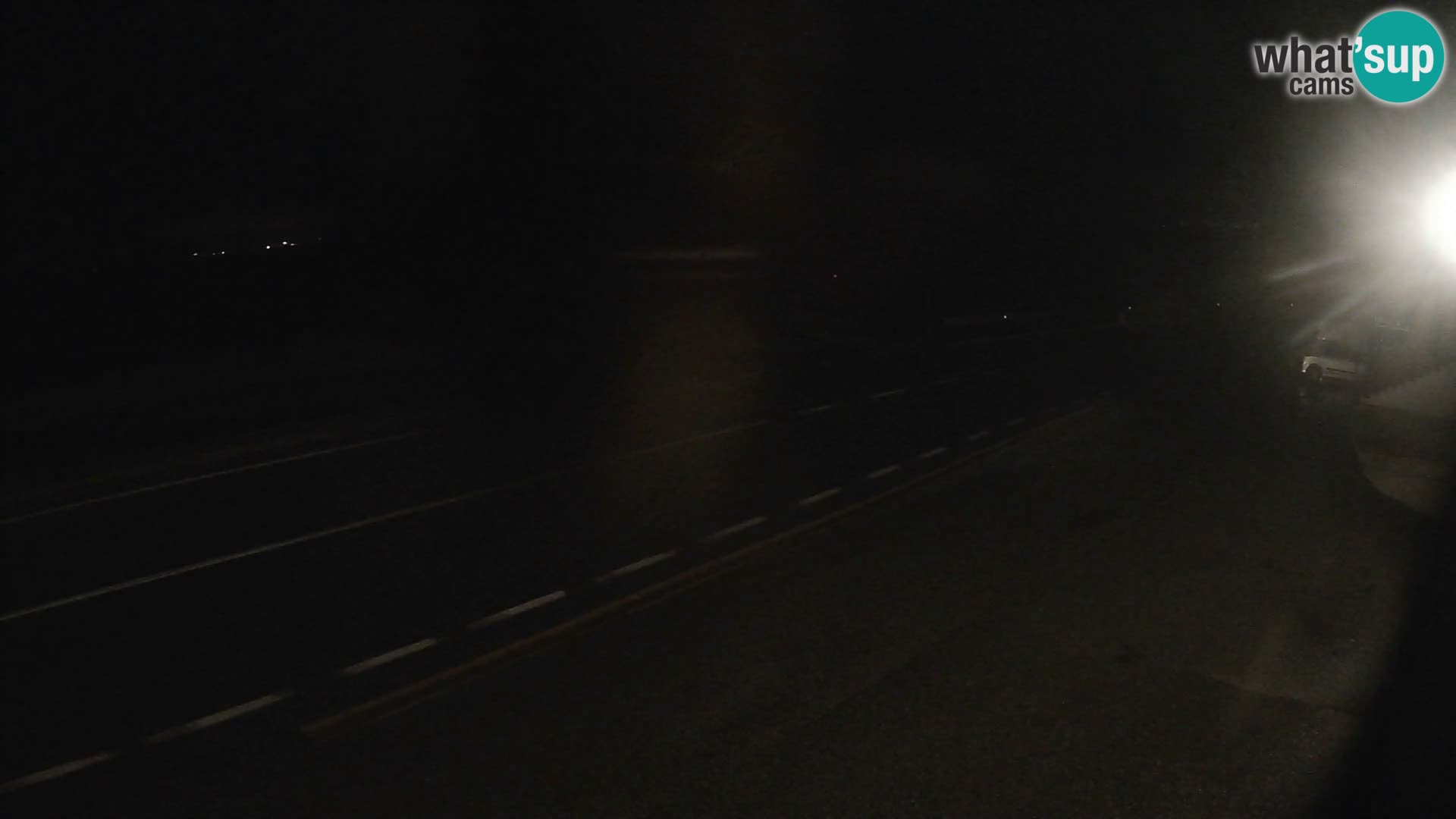 Webcam autopista adriática D8 cerca de SENJ – vista de la isla de KRK