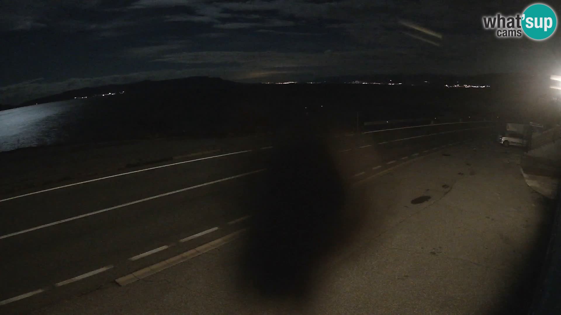 Web kamera Jadranska Magistrala kod SENJa – pogled na KRK