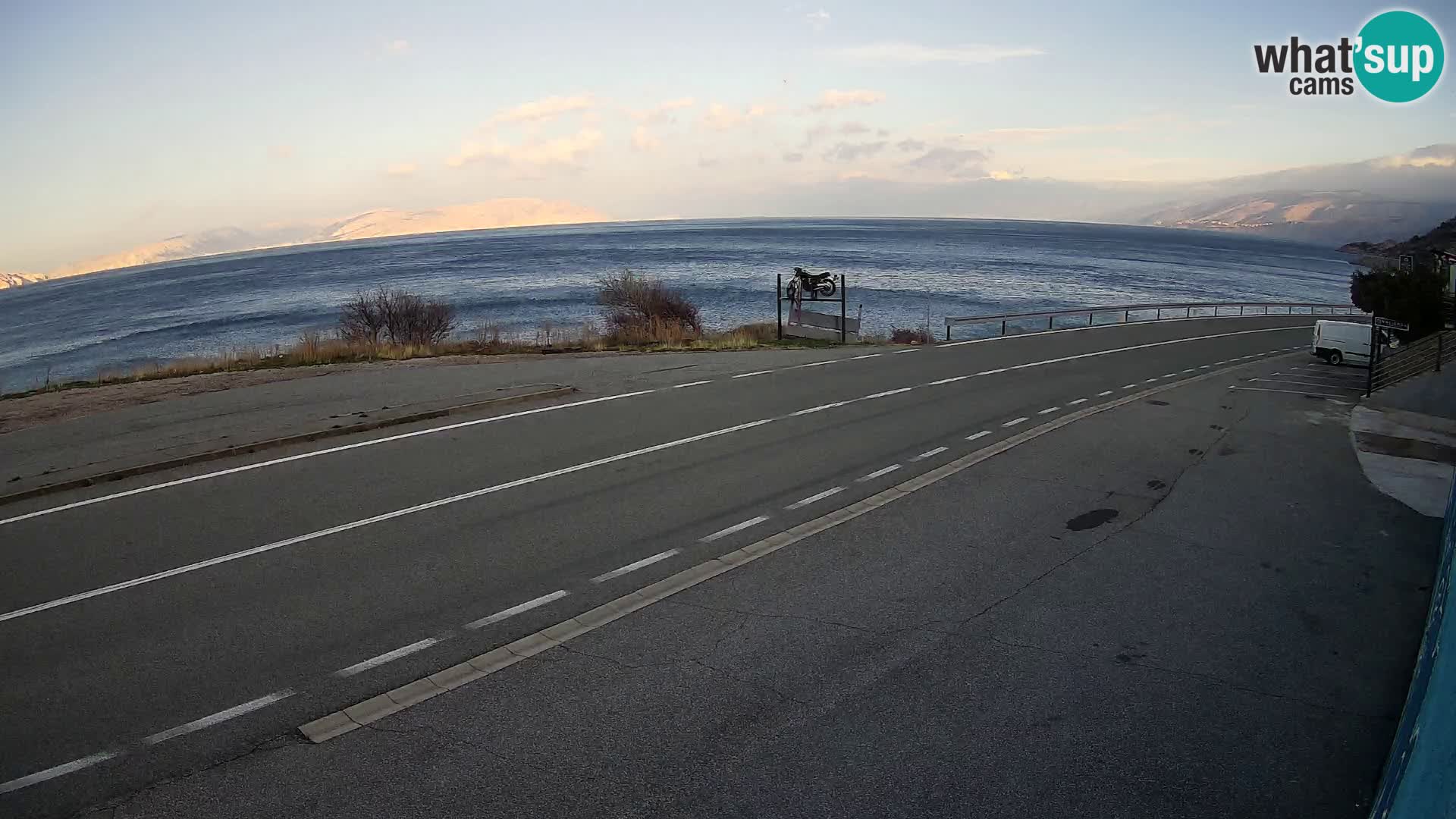 Webcam Adria-Autobahn D8 bei SENJ – Blick auf die Insel KRK
