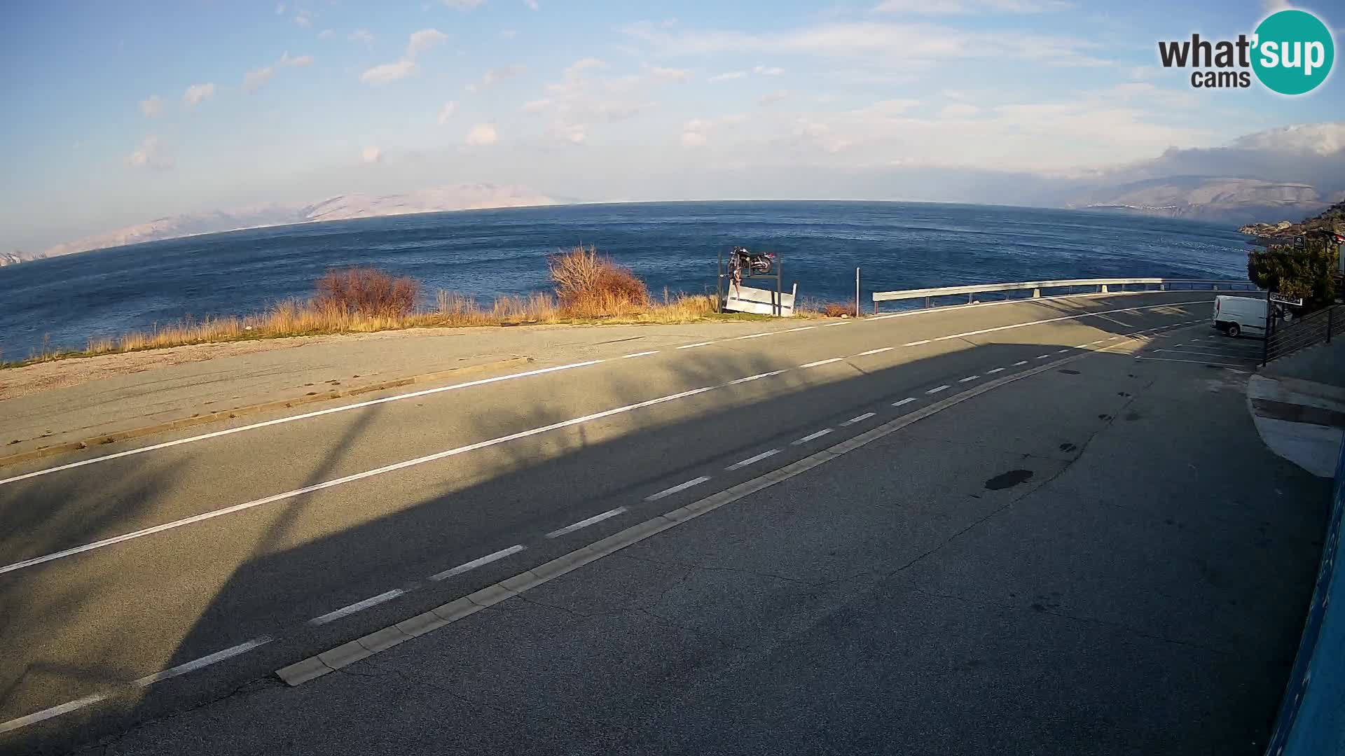 Webcam autopista adriática D8 cerca de SENJ – vista de la isla de KRK