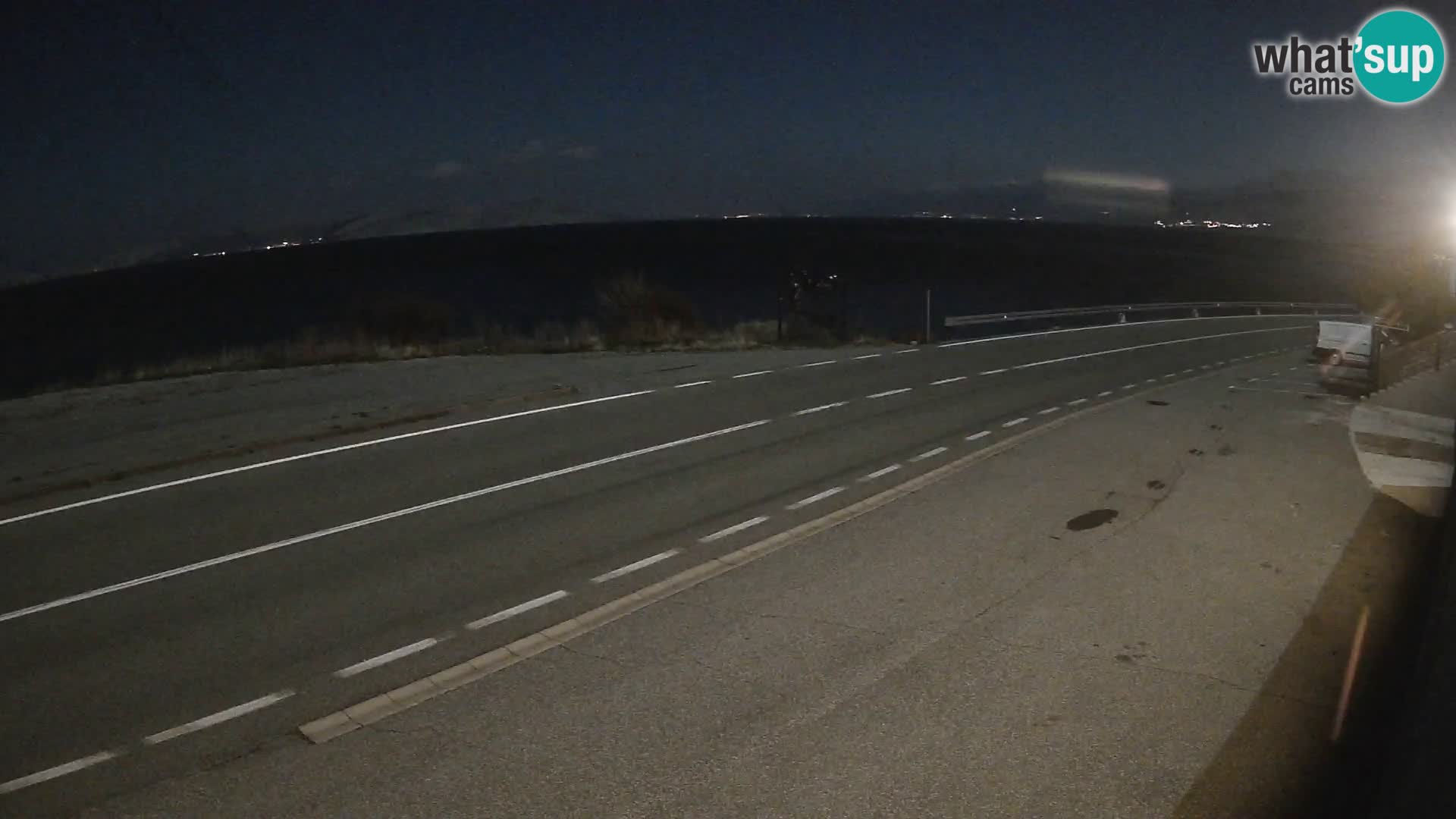 Webcam autoroute Adriatique D8 près de SENJ – vue sur l’île de KRK