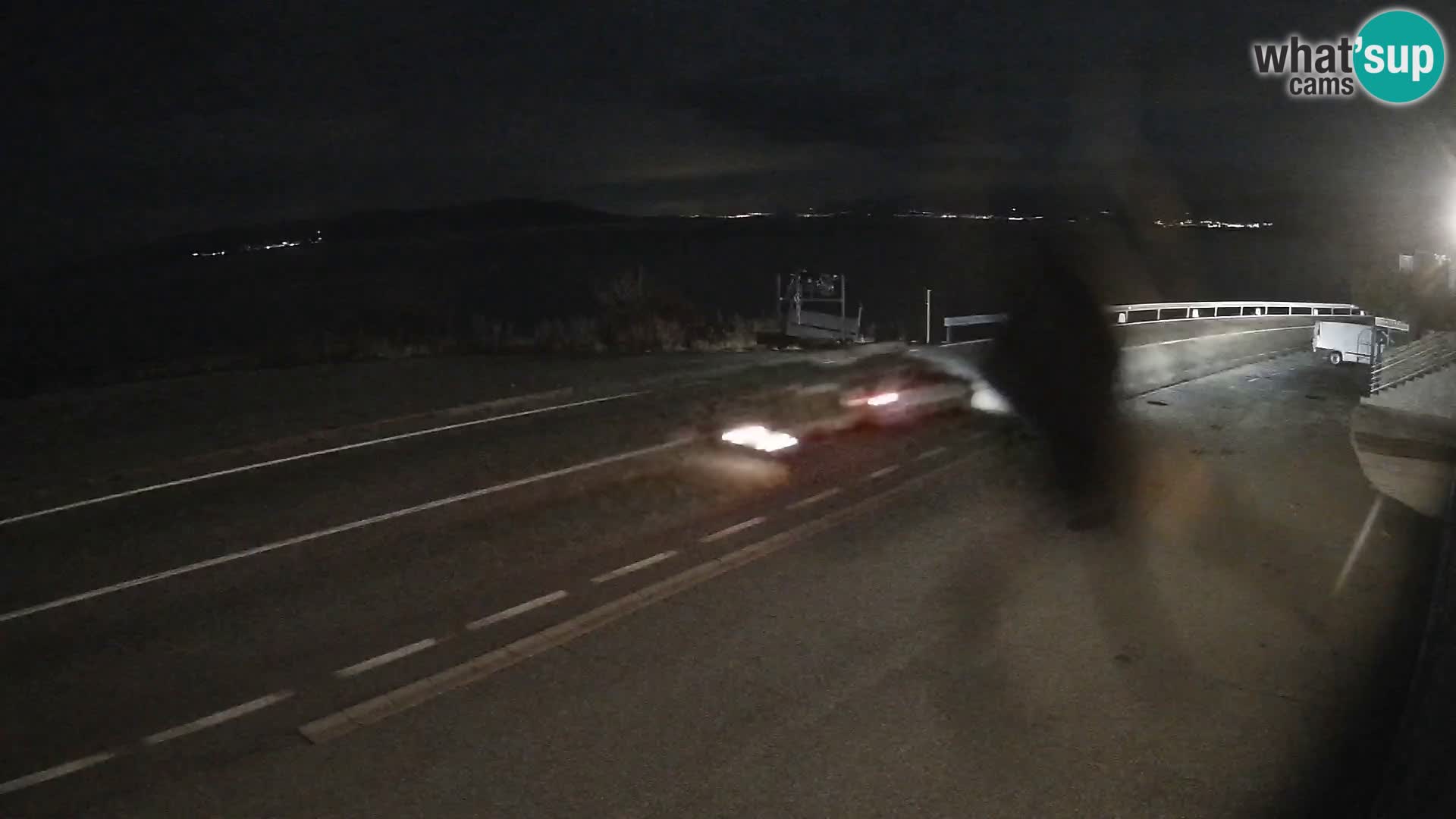 Web kamera Jadranska Magistrala kod SENJa – pogled na KRK