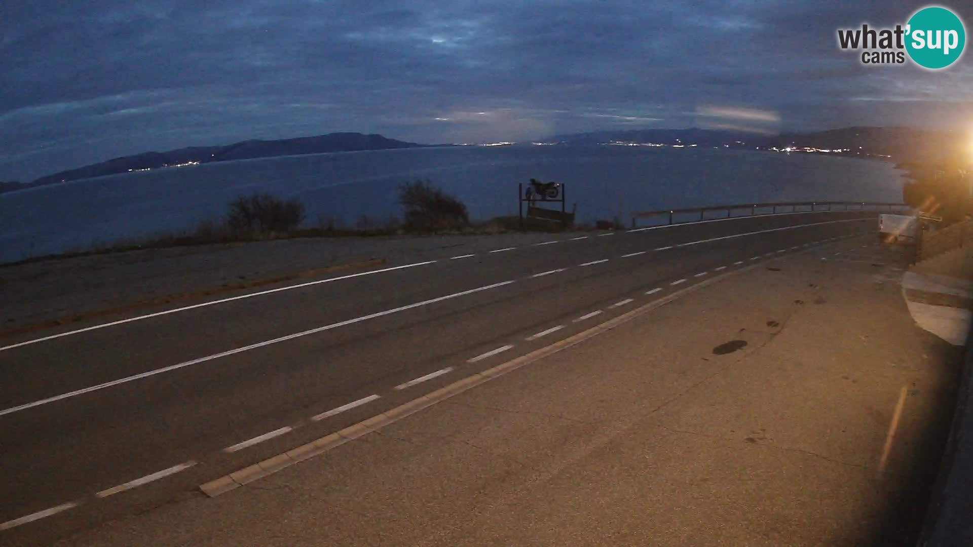 Webcam autoroute Adriatique D8 près de SENJ – vue sur l’île de KRK