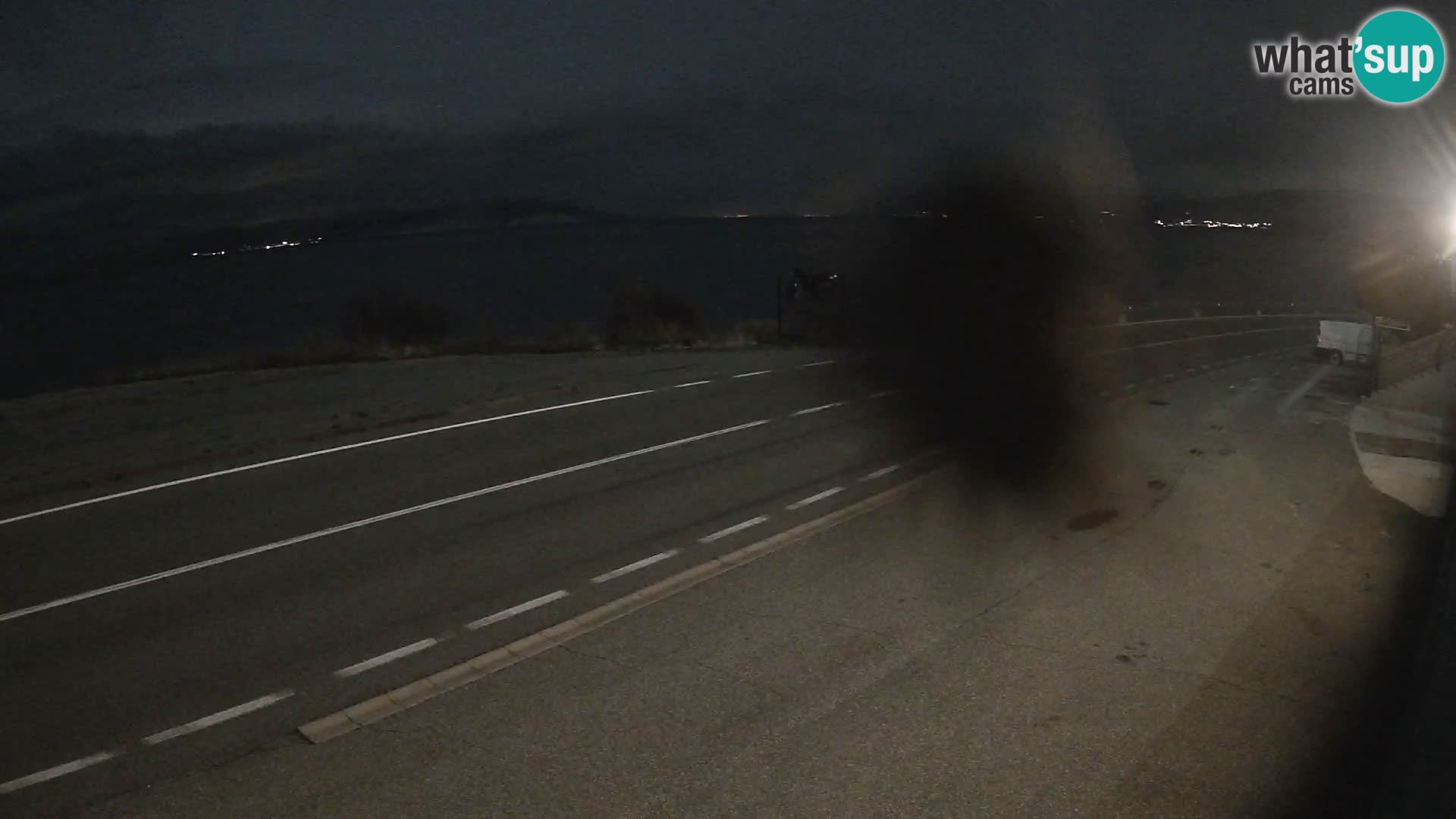 Webcam autopista adriática D8 cerca de SENJ – vista de la isla de KRK