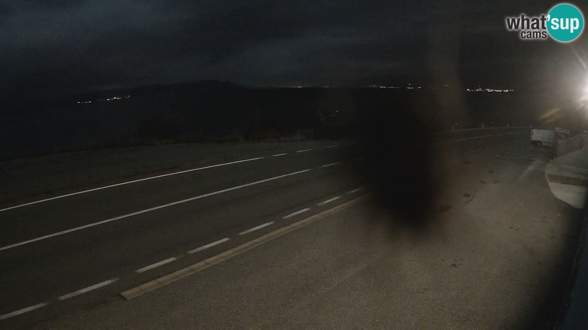 Web kamera Jadranska Magistrala kod SENJa – pogled na KRK