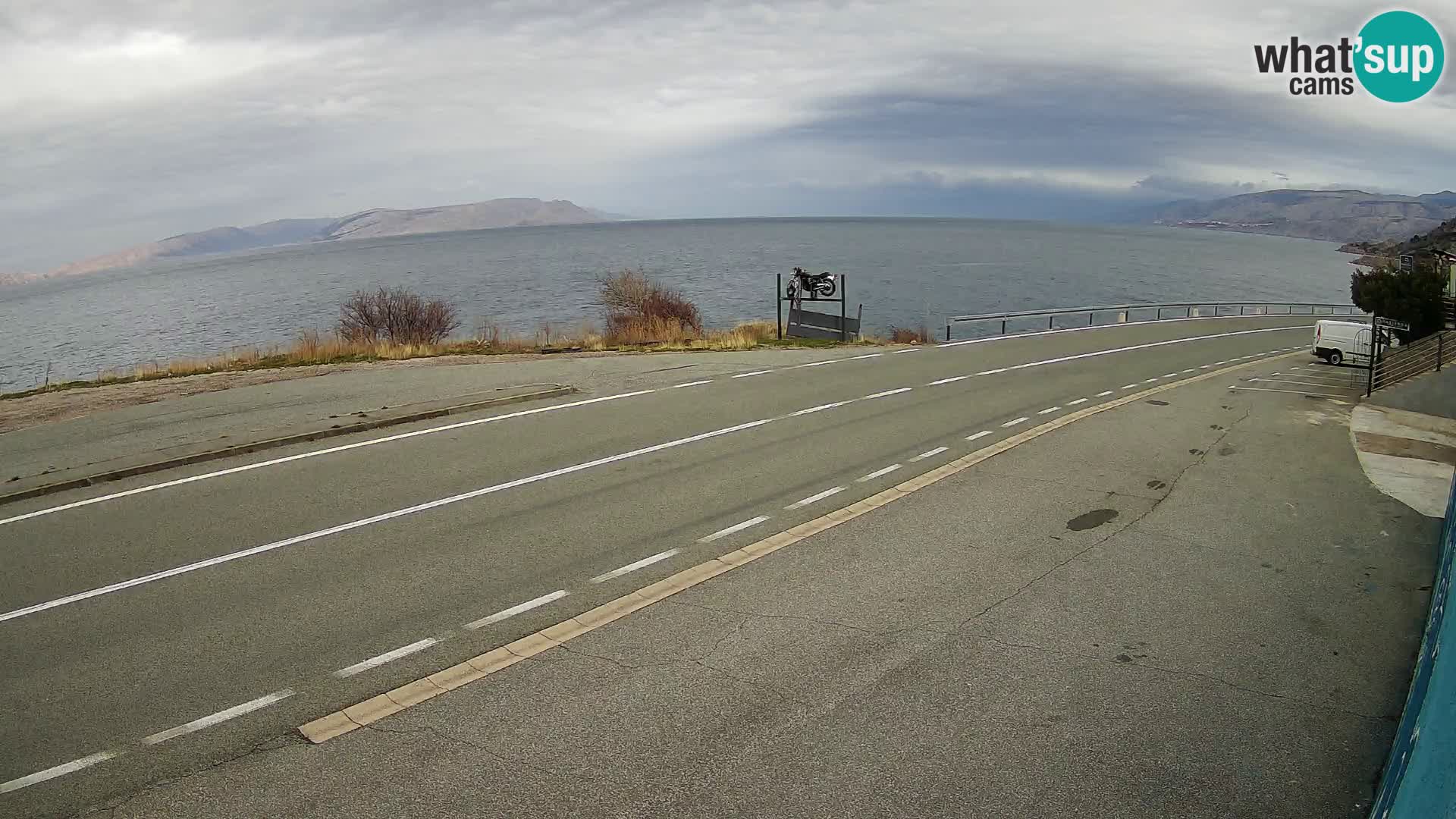 Web kamera Jadranska Magistrala kod SENJa – pogled na KRK