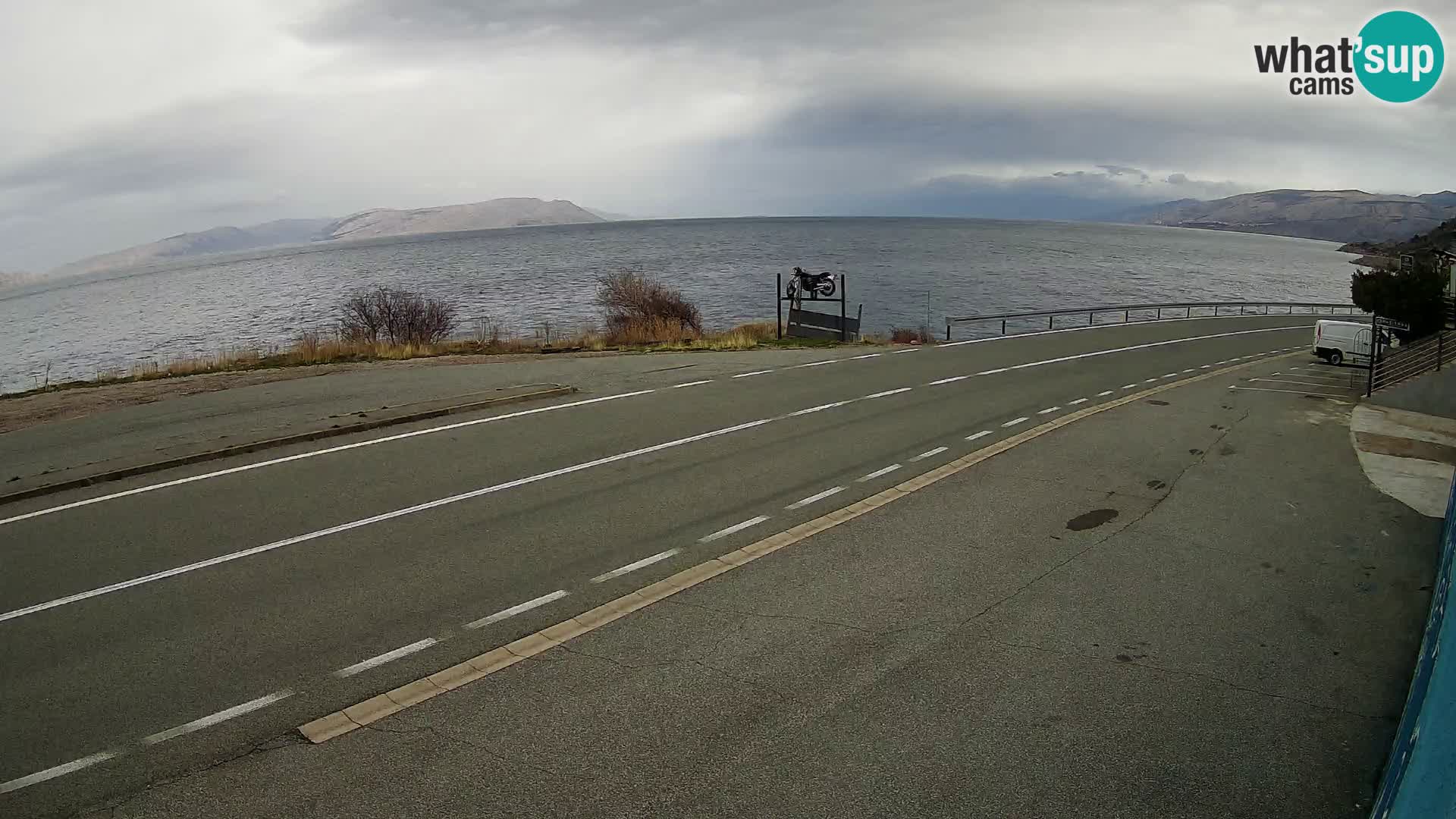 Webcam autopista adriática D8 cerca de SENJ – vista de la isla de KRK