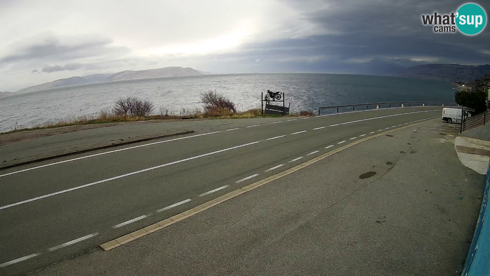 Web kamera Jadranska Magistrala kod SENJa – pogled na KRK